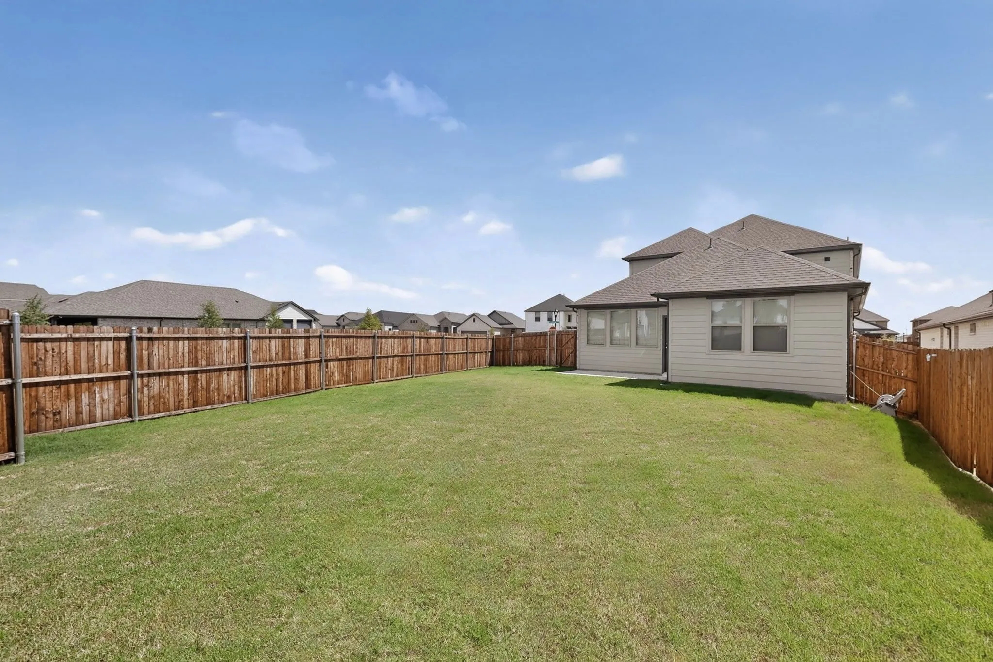 Single Family Residence For Sale in Collin County , 3914 Sandstone Drive, Mc Kinney, Texas 75071, 5 Bedroom, 4 Bathroom, 2 Garage spaces, 2,977 Sqft, built in 2025, mls#21375050, Real Estate Agent in Mc Kinney, Homes For Sale in Collin county, Homes For Sale in Mc Kinney, Realtor in Mc Kinney Texas, Real Estate Brokerage Independent Realty Texas, Luminita Cordes Realtor