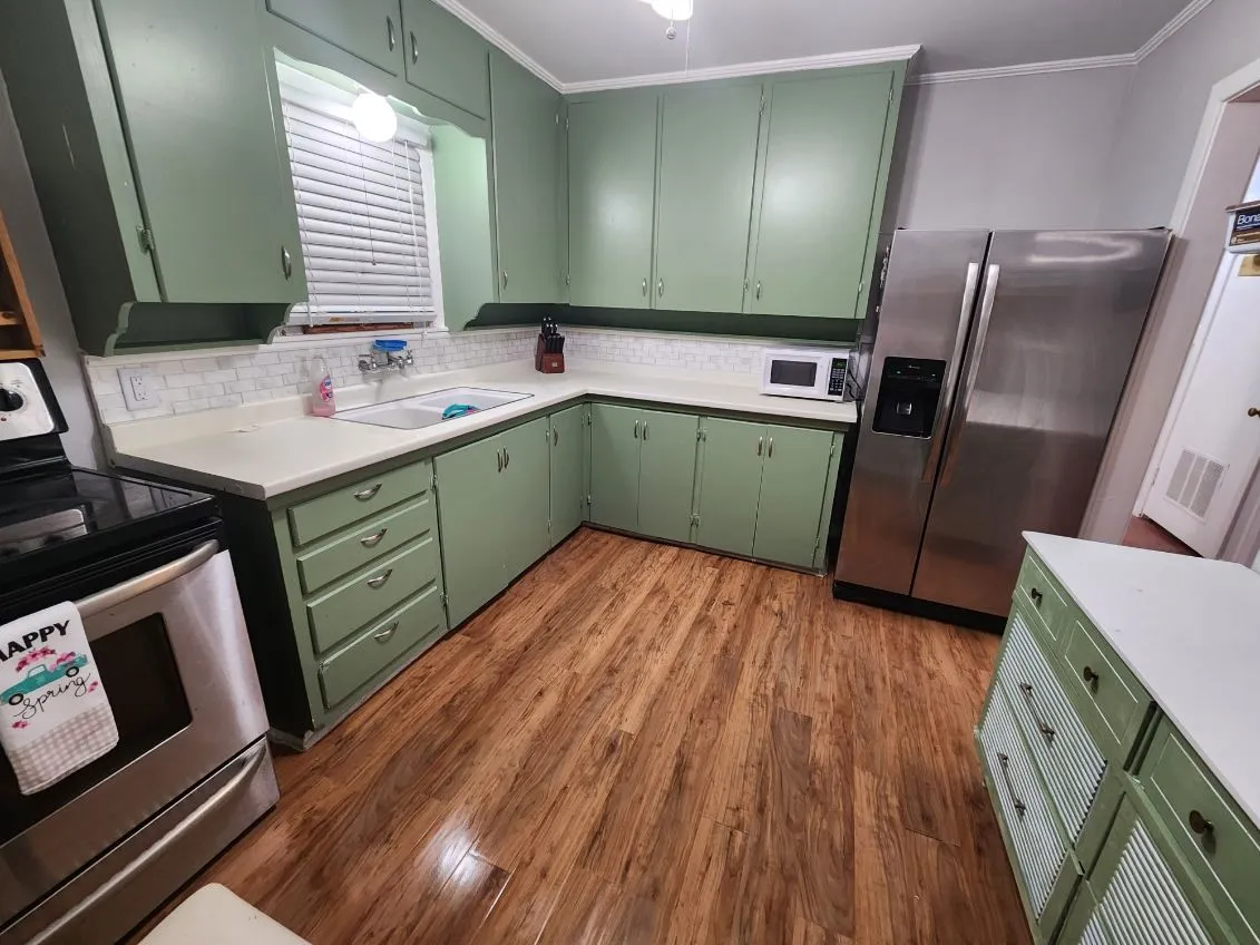 Single Family Residence For Rent in Tarrant County , 3533 Binyon Avenue, Fort Worth, Texas 76133, 2 Bedroom, 1 Bathroom, 1 Garage spaces, 964 Sqft, built in 1951, mls#21377407, Real Estate Agent in Fort Worth, Homes For Rent in Tarrant county, Homes For Rent in Fort Worth, Realtor in Fort Worth Texas, Real Estate Brokerage Independent Realty Texas, Luminita Cordes Realtor