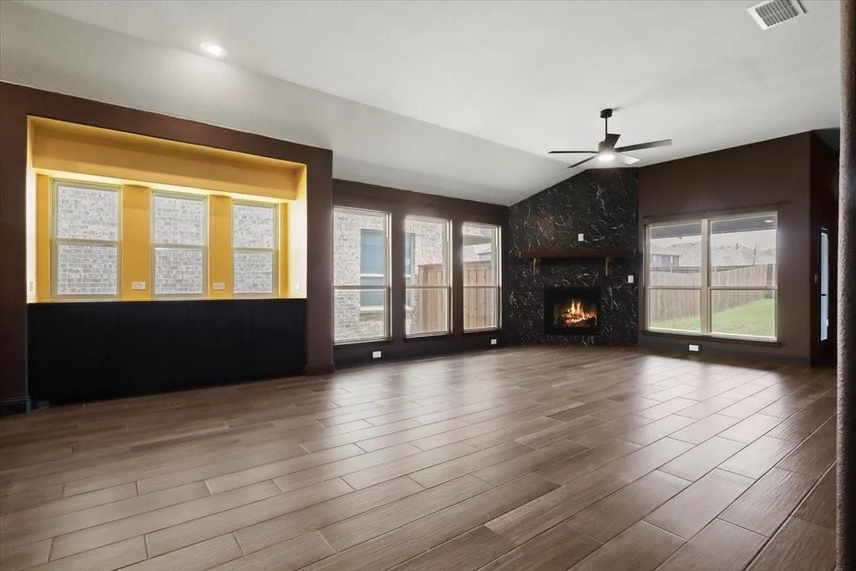 Single Family Residence For Rent in Kaufman County , 3005 Knoxbridge Road, Forney, Texas 75126, 4 Bedroom, 3 Bathroom, 2 Garage spaces, 2,354 Sqft, built in 2023, mls#21377408, Real Estate Agent in Forney, Homes For Rent in Kaufman county, Homes For Rent in Forney, Realtor in Forney Texas, Real Estate Brokerage Independent Realty Texas, Luminita Cordes Realtor