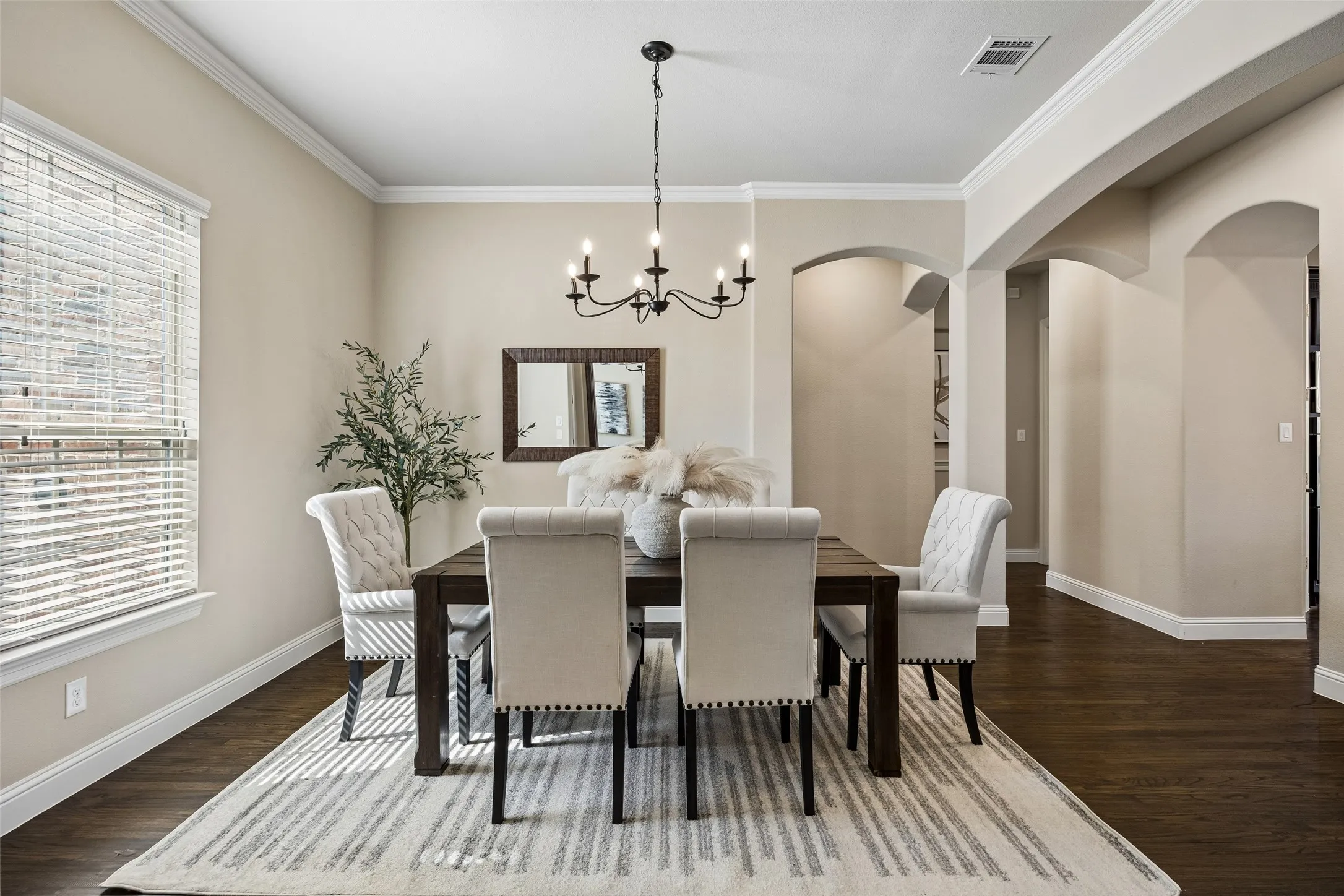 Single Family Residence For Sale in Denton County , 2209 Greenan Drive, Trophy Club, Texas 76262, 4 Bedroom, 4 Bathroom, 3 Garage spaces, 4,175 Sqft, built in 2013, mls#21375519, Real Estate Agent in Trophy Club, Homes For Sale in Denton county, Homes For Sale in Trophy Club, Realtor in Trophy Club Texas, Real Estate Brokerage Independent Realty Texas, Luminita Cordes Realtor