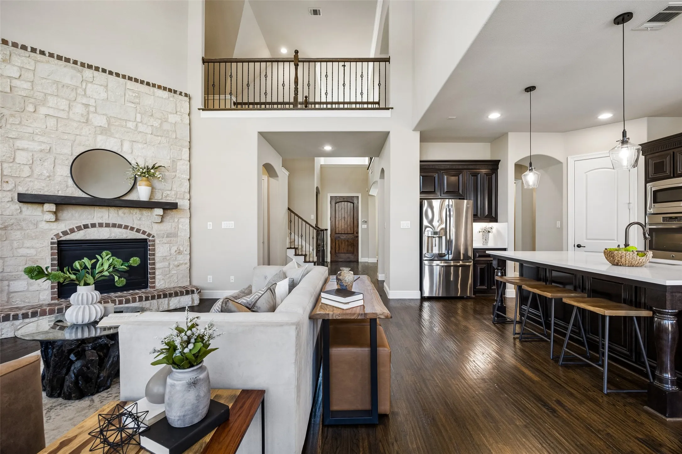 Single Family Residence For Sale in Denton County , 2209 Greenan Drive, Trophy Club, Texas 76262, 4 Bedroom, 4 Bathroom, 3 Garage spaces, 4,175 Sqft, built in 2013, mls#21375519, Real Estate Agent in Trophy Club, Homes For Sale in Denton county, Homes For Sale in Trophy Club, Realtor in Trophy Club Texas, Real Estate Brokerage Independent Realty Texas, Luminita Cordes Realtor