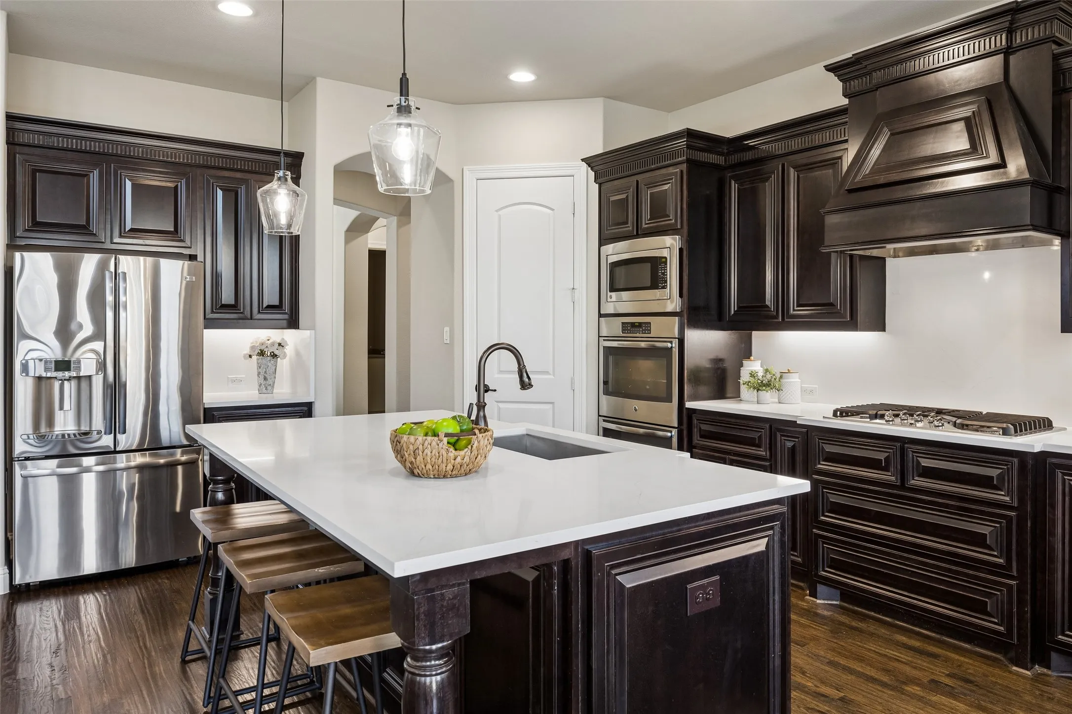 Single Family Residence For Sale in Denton County , 2209 Greenan Drive, Trophy Club, Texas 76262, 4 Bedroom, 4 Bathroom, 3 Garage spaces, 4,175 Sqft, built in 2013, mls#21375519, Real Estate Agent in Trophy Club, Homes For Sale in Denton county, Homes For Sale in Trophy Club, Realtor in Trophy Club Texas, Real Estate Brokerage Independent Realty Texas, Luminita Cordes Realtor
