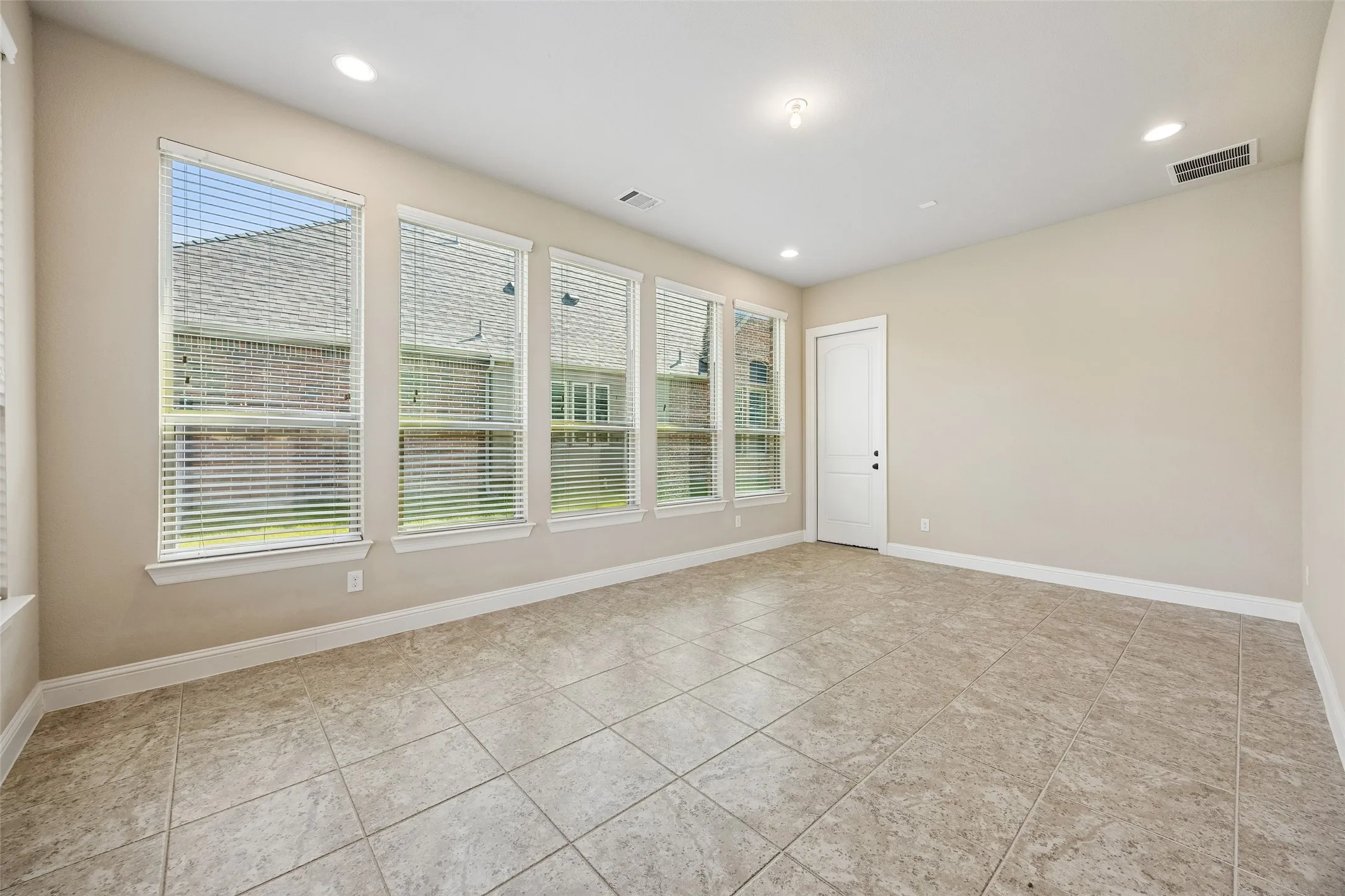 Bonus room off of the living room