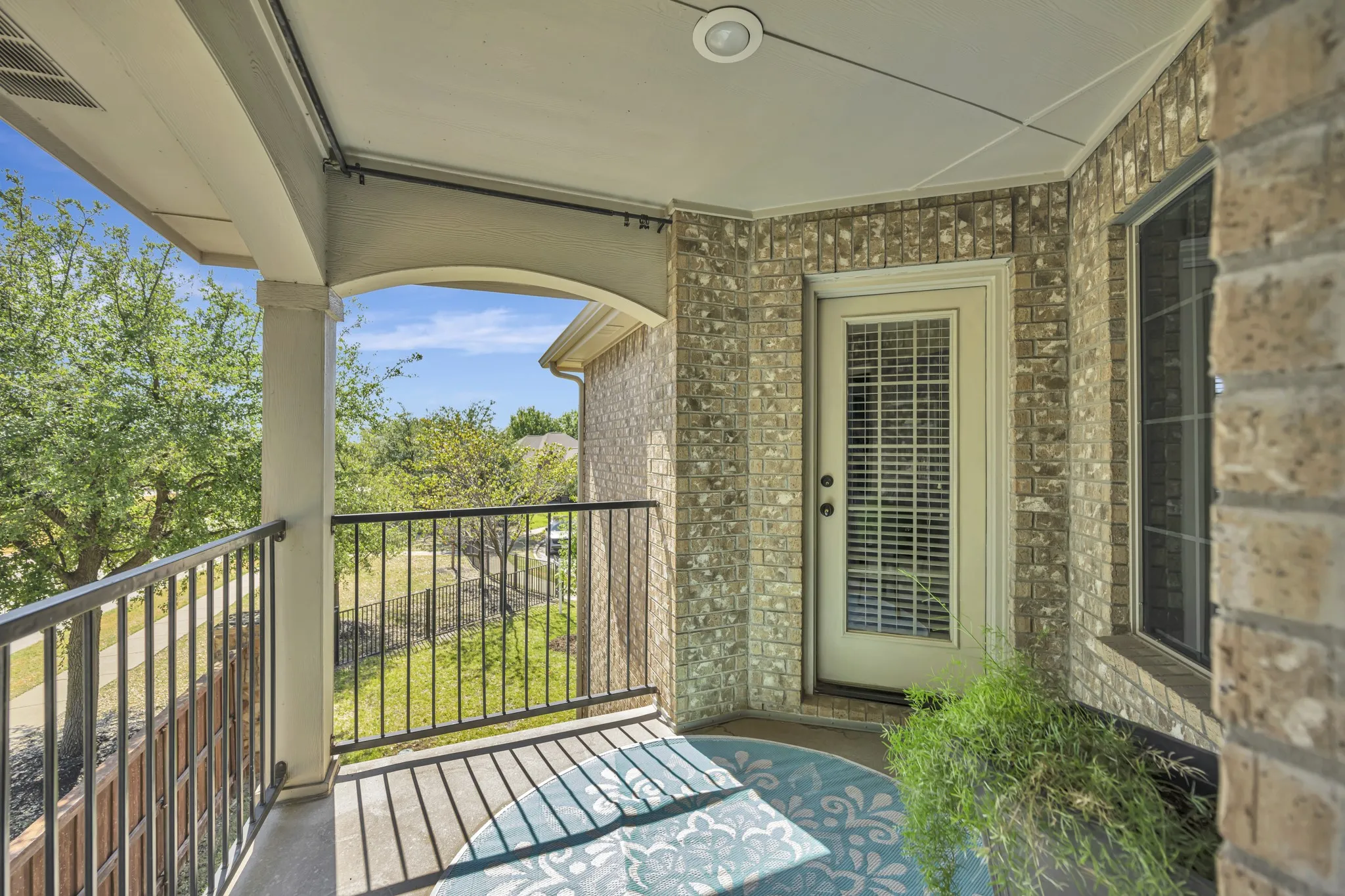 Single Family Residence For Sale in Tarrant County , 12745 Welsh Walk, Fort Worth, Texas 76244, 4 Bedroom, 3 Bathroom, 2 Garage spaces, 2,911 Sqft, built in 2007, mls#21376279, Real Estate Agent in Fort Worth, Homes For Sale in Tarrant county, Homes For Sale in Fort Worth, Realtor in Fort Worth Texas, Real Estate Brokerage Independent Realty Texas, Luminita Cordes Realtor