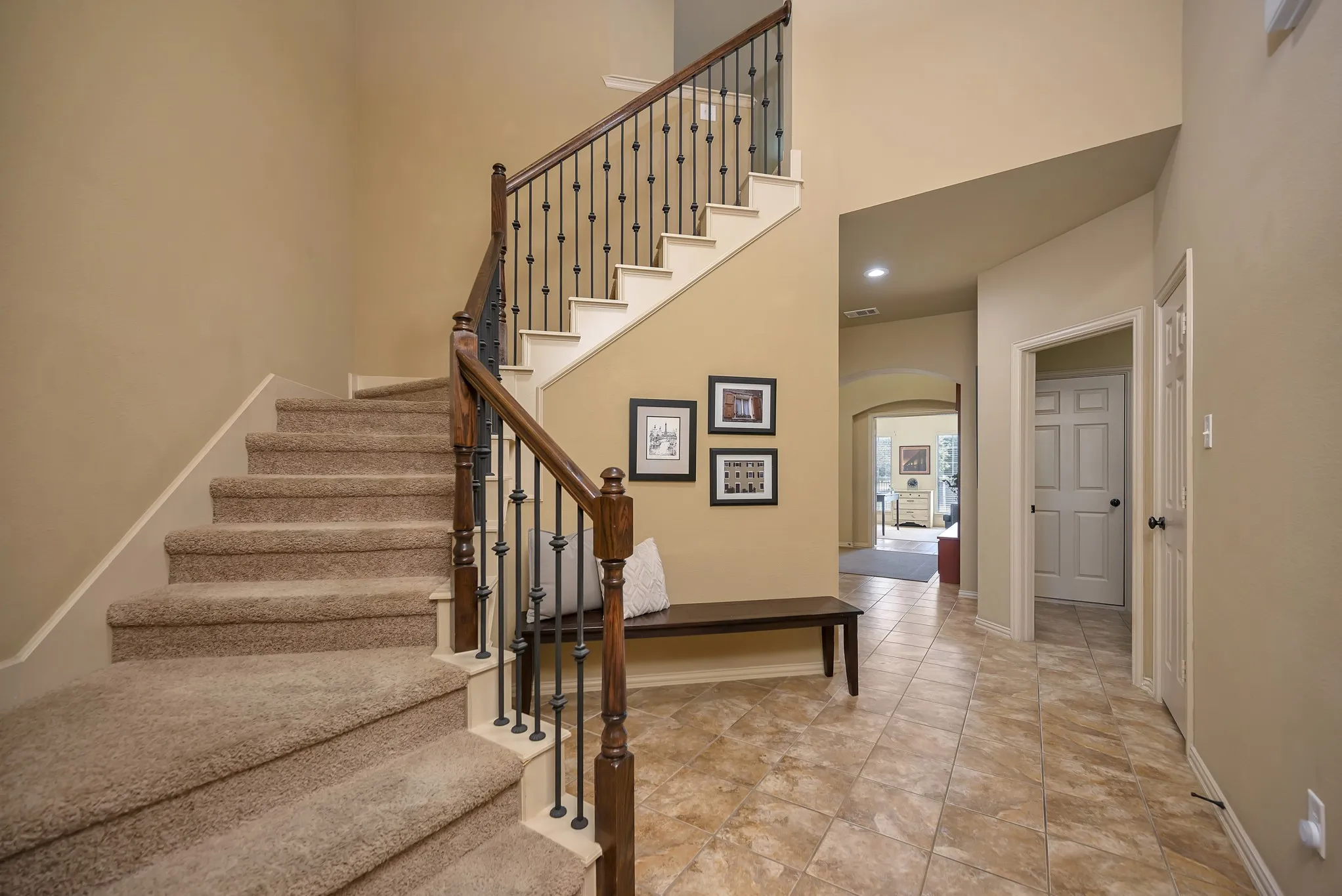 Single Family Residence For Sale in Tarrant County , 12745 Welsh Walk, Fort Worth, Texas 76244, 4 Bedroom, 3 Bathroom, 2 Garage spaces, 2,911 Sqft, built in 2007, mls#21376279, Real Estate Agent in Fort Worth, Homes For Sale in Tarrant county, Homes For Sale in Fort Worth, Realtor in Fort Worth Texas, Real Estate Brokerage Independent Realty Texas, Luminita Cordes Realtor