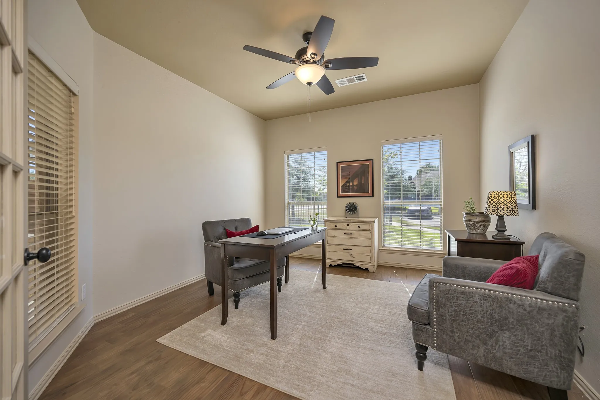 Single Family Residence For Sale in Tarrant County , 12745 Welsh Walk, Fort Worth, Texas 76244, 4 Bedroom, 3 Bathroom, 2 Garage spaces, 2,911 Sqft, built in 2007, mls#21376279, Real Estate Agent in Fort Worth, Homes For Sale in Tarrant county, Homes For Sale in Fort Worth, Realtor in Fort Worth Texas, Real Estate Brokerage Independent Realty Texas, Luminita Cordes Realtor
