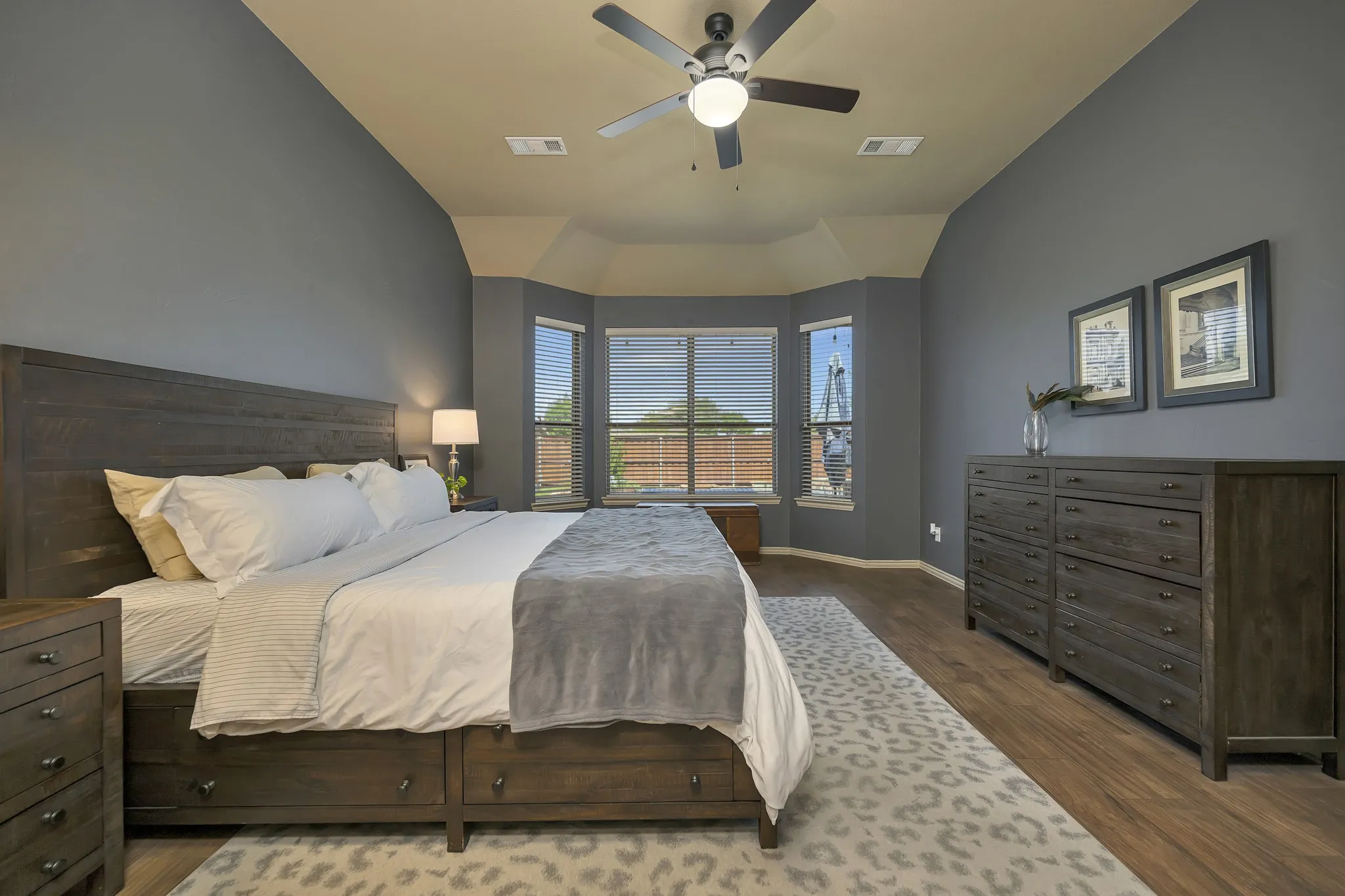 Single Family Residence For Sale in Tarrant County , 12745 Welsh Walk, Fort Worth, Texas 76244, 4 Bedroom, 3 Bathroom, 2 Garage spaces, 2,911 Sqft, built in 2007, mls#21376279, Real Estate Agent in Fort Worth, Homes For Sale in Tarrant county, Homes For Sale in Fort Worth, Realtor in Fort Worth Texas, Real Estate Brokerage Independent Realty Texas, Luminita Cordes Realtor