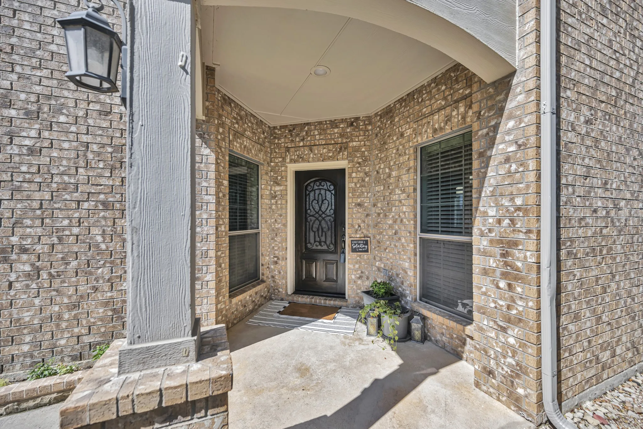 Single Family Residence For Sale in Tarrant County , 12745 Welsh Walk, Fort Worth, Texas 76244, 4 Bedroom, 3 Bathroom, 2 Garage spaces, 2,911 Sqft, built in 2007, mls#21376279, Real Estate Agent in Fort Worth, Homes For Sale in Tarrant county, Homes For Sale in Fort Worth, Realtor in Fort Worth Texas, Real Estate Brokerage Independent Realty Texas, Luminita Cordes Realtor