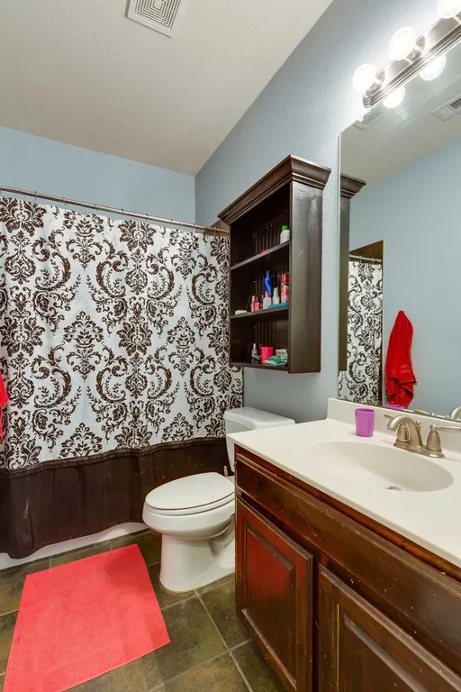 Single Family Residence For Rent in Tarrant County , 5041 Holliday Drive, Fort Worth, Texas 76244, 3 Bedroom, 2 Bathroom, 2 Garage spaces, 1,844 Sqft, built in 2009, mls#21377401, Real Estate Agent in Fort Worth, Homes For Rent in Tarrant county, Homes For Rent in Fort Worth, Realtor in Fort Worth Texas, Real Estate Brokerage Independent Realty Texas, Luminita Cordes Realtor