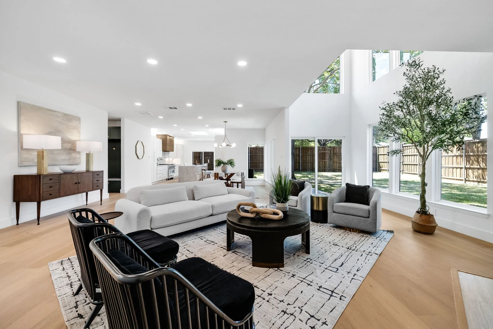 4402 Briargrove