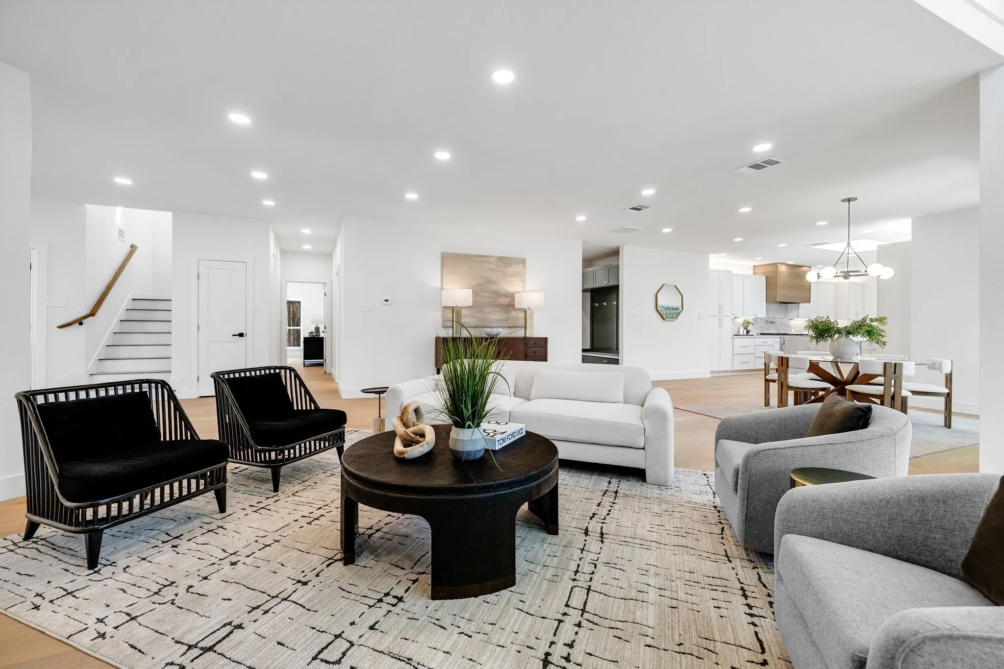 4402 Briargrove-Designed for Living. Made for Conversation.