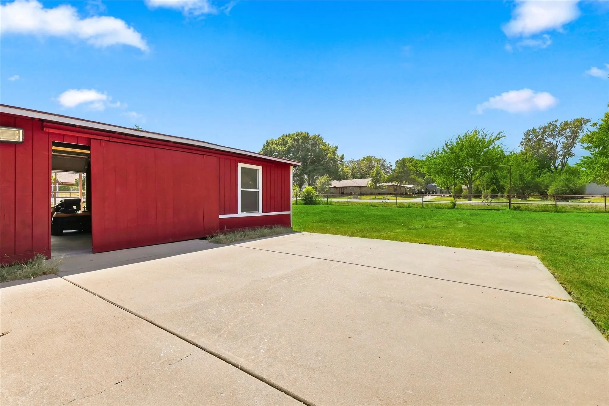 RV, boat, other parking. Wide entry gate into this area. 220v available and water.