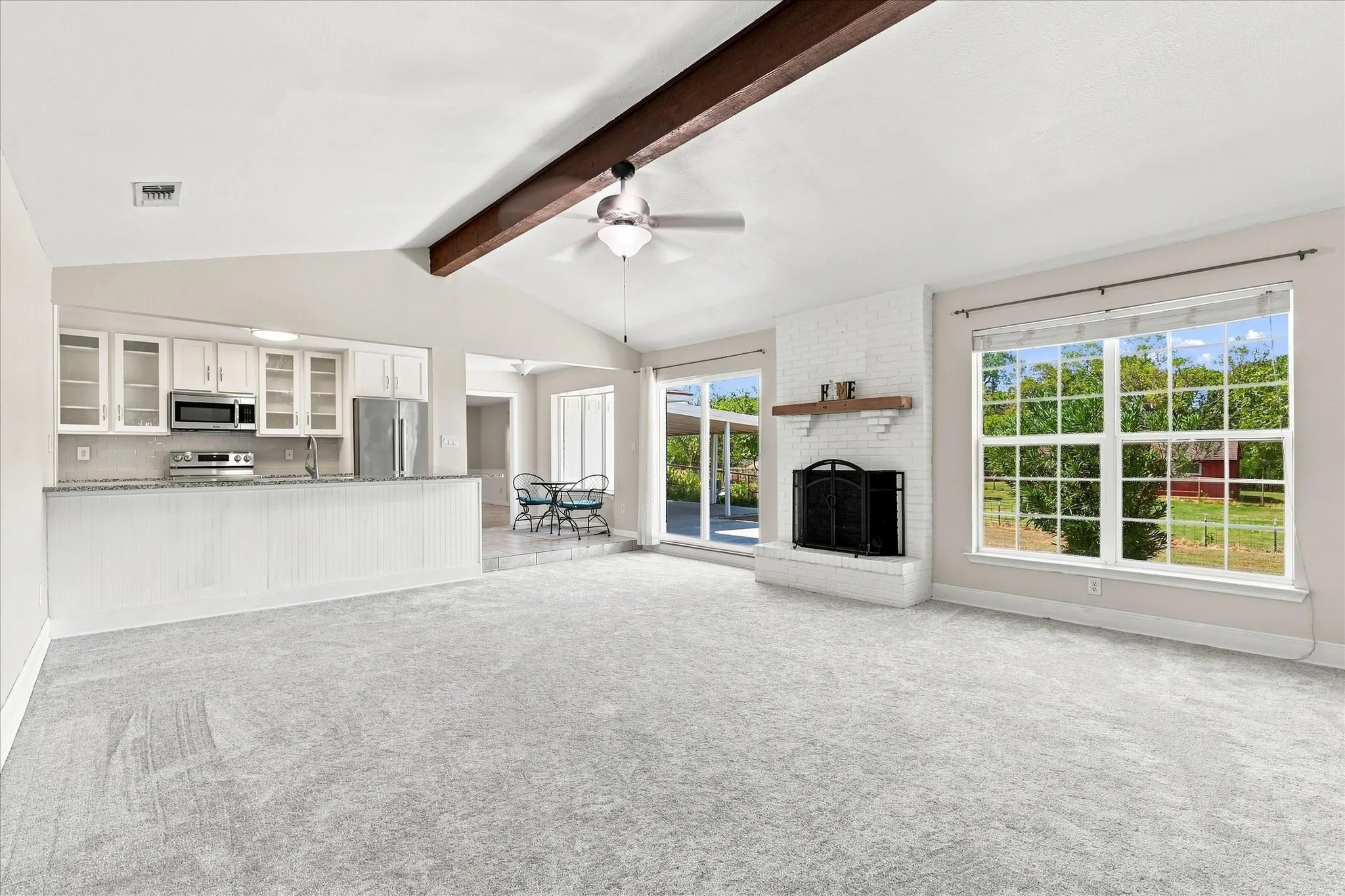 Single Family Residence For Sale in Collin County , 1 Glencove Circle, Lucas, Texas 75002, 3 Bedroom, 3 Bathroom, Garage spaces, 2,480 Sqft, built in 1976, mls#21377335, Real Estate Agent in Lucas, Homes For Sale in Collin county, Homes For Sale in Lucas, Realtor in Lucas Texas, Real Estate Brokerage Independent Realty Texas, Luminita Cordes Realtor