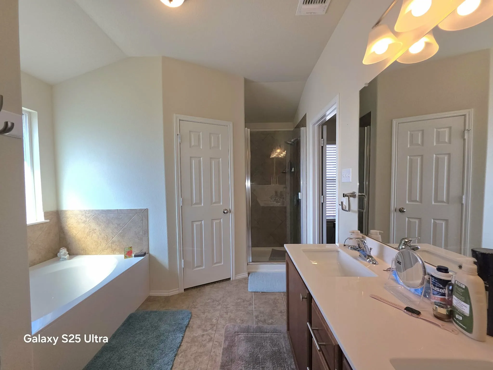 Single Family Residence For Sale in Mc Lennan County , 9805 Shallow Creek Drive, Waco, Texas 76708, 3 Bedroom, 2 Bathroom, 2 Garage spaces, 1,738 Sqft, built in 2014, mls#21377397, Real Estate Agent in Waco, Homes For Sale in Mc Lennan county, Homes For Sale in Waco, Realtor in Waco Texas, Real Estate Brokerage Independent Realty Texas, Luminita Cordes Realtor