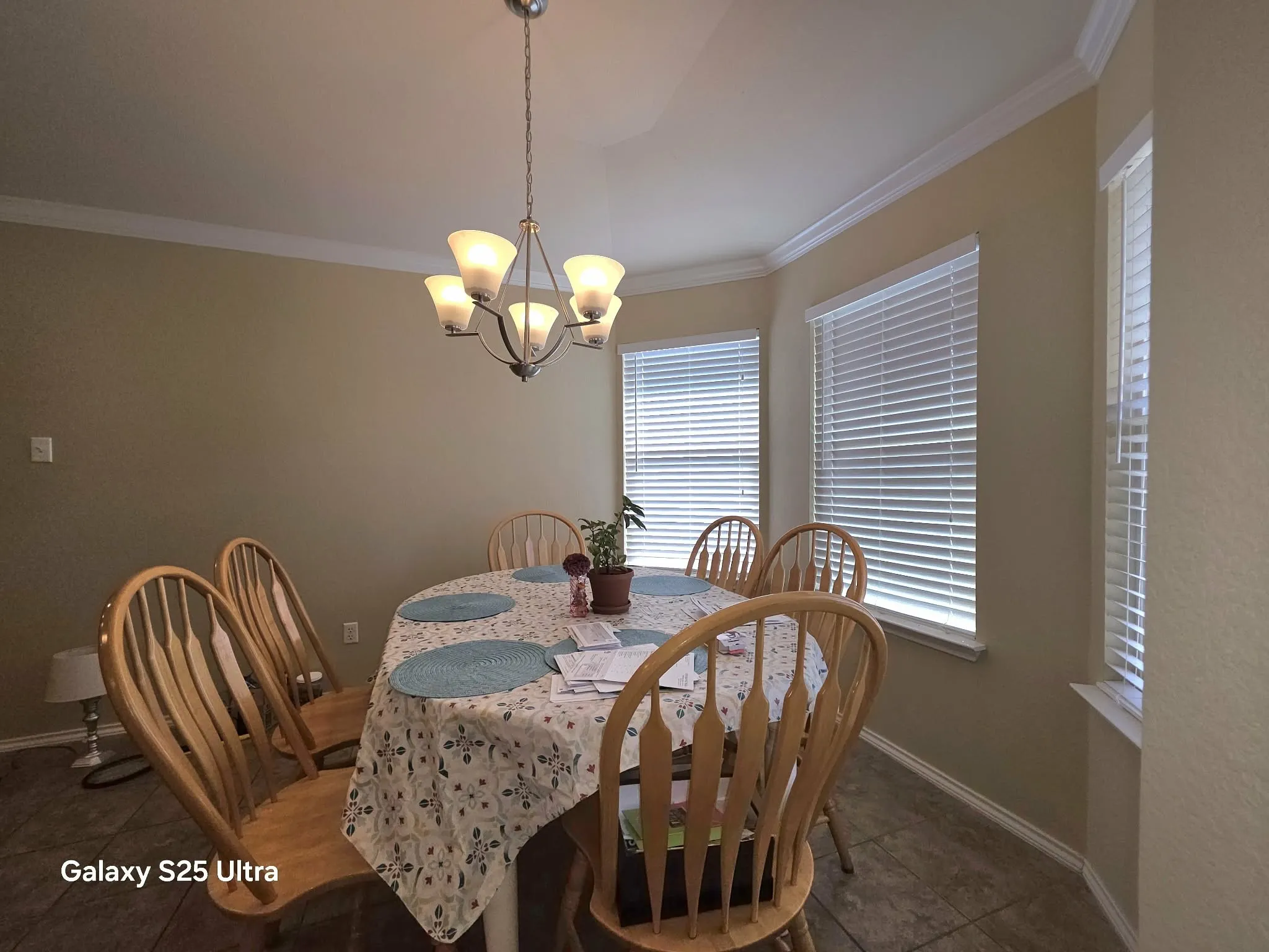 Single Family Residence For Sale in Mc Lennan County , 9805 Shallow Creek Drive, Waco, Texas 76708, 3 Bedroom, 2 Bathroom, 2 Garage spaces, 1,738 Sqft, built in 2014, mls#21377397, Real Estate Agent in Waco, Homes For Sale in Mc Lennan county, Homes For Sale in Waco, Realtor in Waco Texas, Real Estate Brokerage Independent Realty Texas, Luminita Cordes Realtor