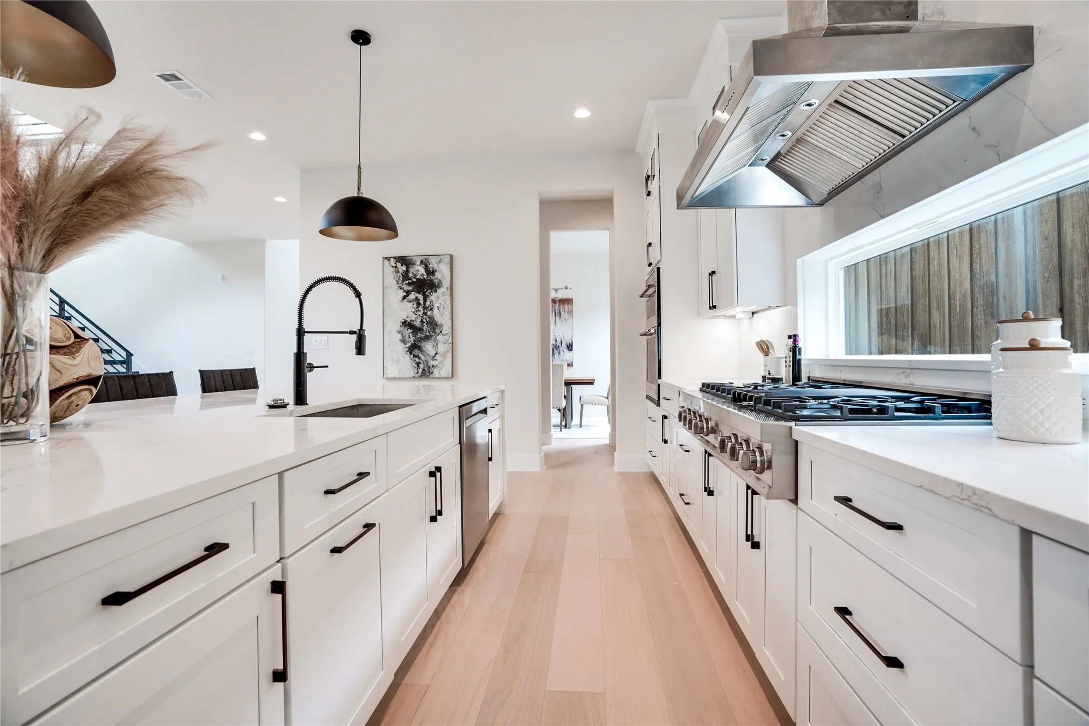 Single Family Residence For Rent in Dallas County , 7614 Linwood Avenue, Dallas, Texas 75209, 4 Bedroom, 5 Bathroom, 2 Garage spaces, 4,470 Sqft, built in 2024, mls#21377418, Real Estate Agent in Dallas, Homes For Rent in Dallas county, Homes For Rent in Dallas, Realtor in Dallas Texas, Real Estate Brokerage Independent Realty Texas, Luminita Cordes Realtor