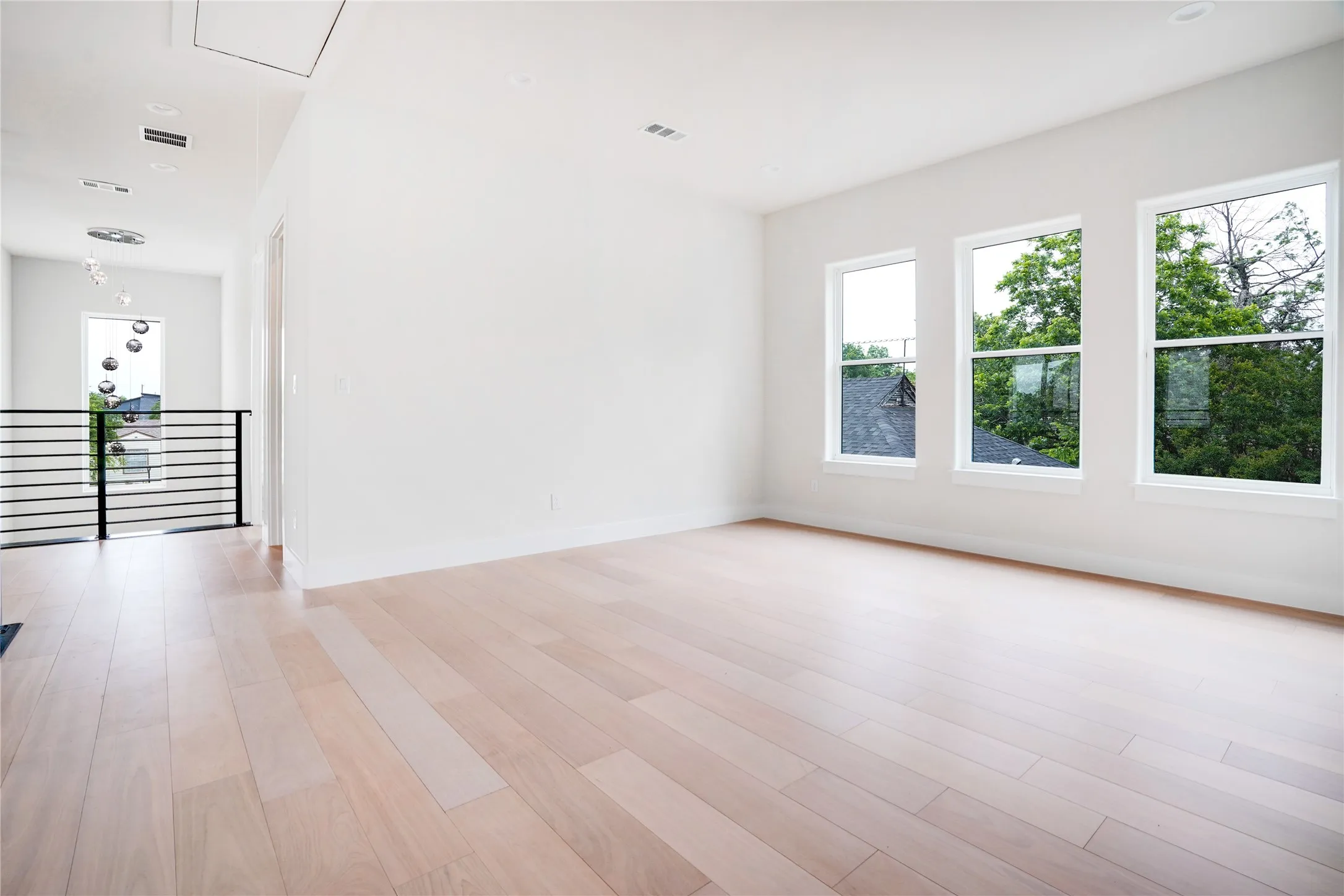 Single Family Residence For Rent in Dallas County , 7614 Linwood Avenue, Dallas, Texas 75209, 4 Bedroom, 5 Bathroom, 2 Garage spaces, 4,470 Sqft, built in 2024, mls#21377418, Real Estate Agent in Dallas, Homes For Rent in Dallas county, Homes For Rent in Dallas, Realtor in Dallas Texas, Real Estate Brokerage Independent Realty Texas, Luminita Cordes Realtor