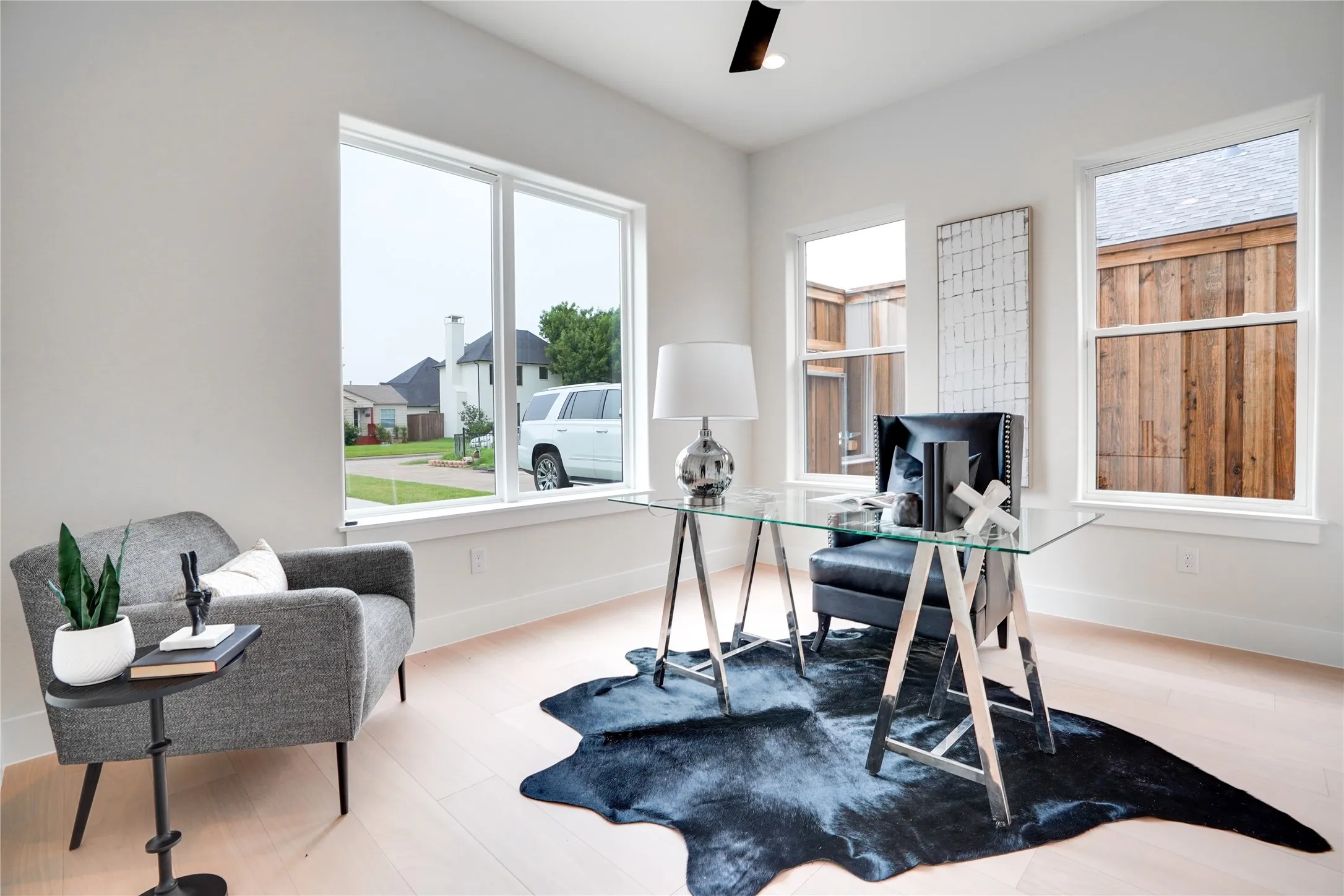Single Family Residence For Rent in Dallas County , 7614 Linwood Avenue, Dallas, Texas 75209, 4 Bedroom, 5 Bathroom, 2 Garage spaces, 4,470 Sqft, built in 2024, mls#21377418, Real Estate Agent in Dallas, Homes For Rent in Dallas county, Homes For Rent in Dallas, Realtor in Dallas Texas, Real Estate Brokerage Independent Realty Texas, Luminita Cordes Realtor