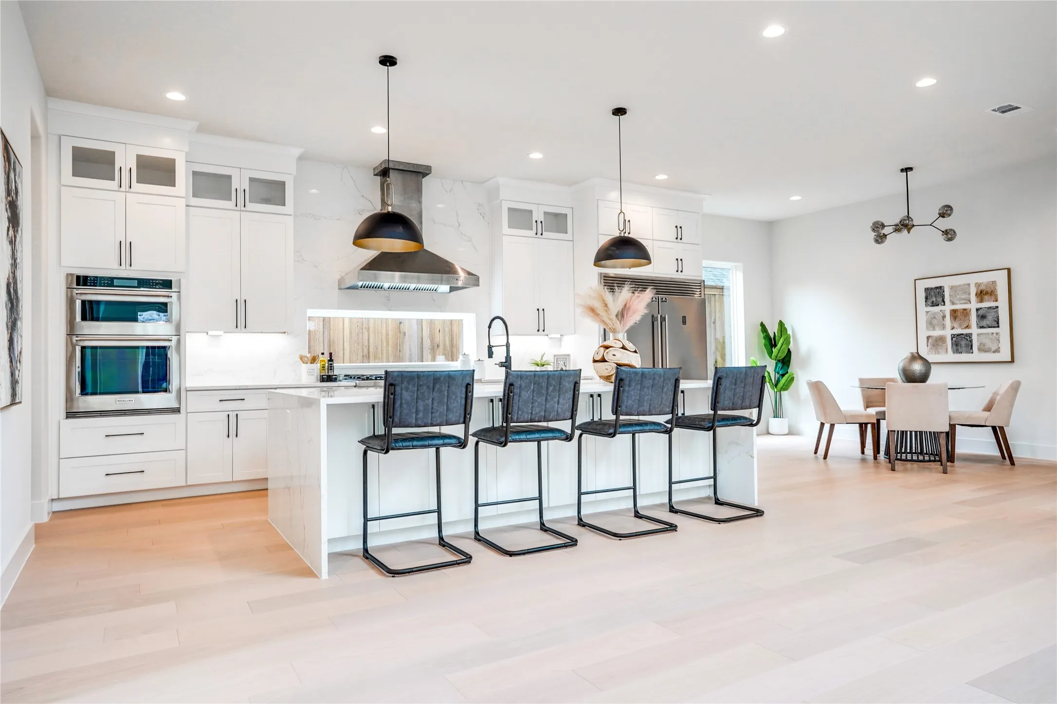 Single Family Residence For Rent in Dallas County , 7614 Linwood Avenue, Dallas, Texas 75209, 4 Bedroom, 5 Bathroom, 2 Garage spaces, 4,470 Sqft, built in 2024, mls#21377418, Real Estate Agent in Dallas, Homes For Rent in Dallas county, Homes For Rent in Dallas, Realtor in Dallas Texas, Real Estate Brokerage Independent Realty Texas, Luminita Cordes Realtor
