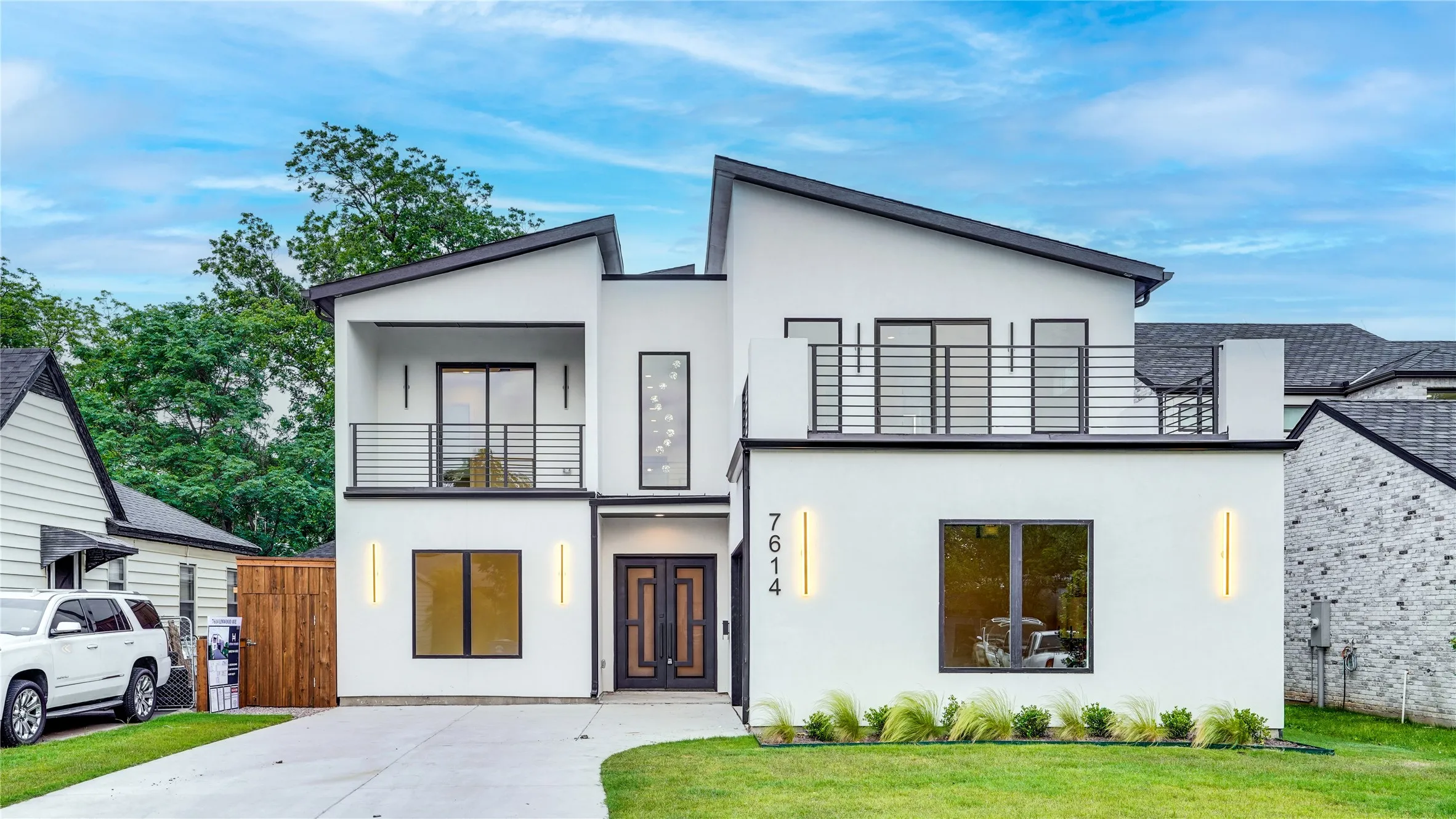Single Family Residence For Rent in Dallas County , 7614 Linwood Avenue, Dallas, Texas 75209, 4 Bedroom, 5 Bathroom, 2 Garage spaces, 4,470 Sqft, built in 2024, mls#21377418, Real Estate Agent in Dallas, Homes For Rent in Dallas county, Homes For Rent in Dallas, Realtor in Dallas Texas, Real Estate Brokerage Independent Realty Texas, Luminita Cordes Realtor