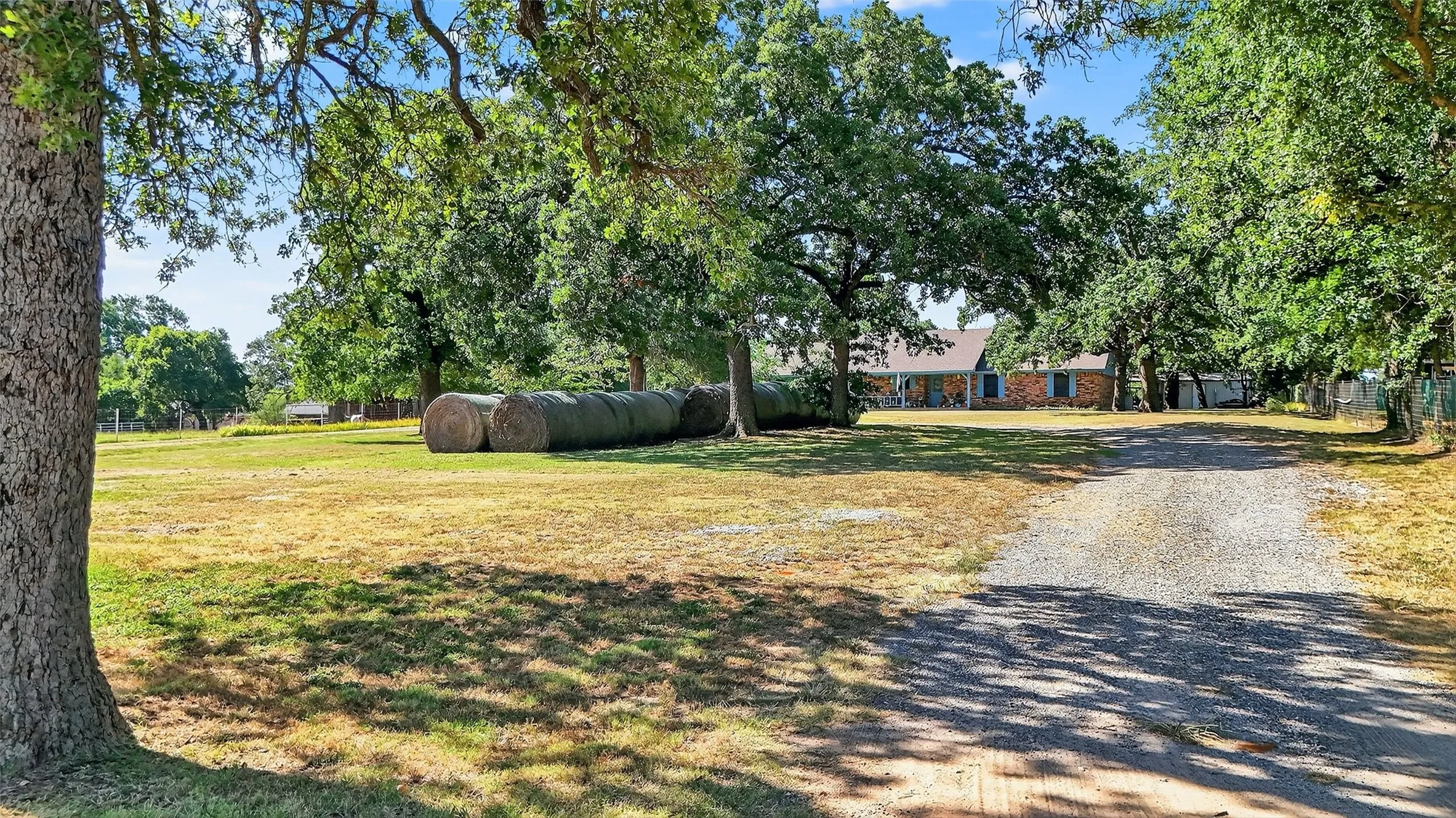 Improved Land For Sale in Denton County , 616 Spring Hill Road, Aubrey, Texas 76227, 0, 0, Garage spaces, 0 Sqft, built in 1985, mls#21376075, Real Estate Agent in Aubrey, Homes For Sale in Denton county, Homes For Sale in Aubrey, Realtor in Aubrey Texas, Real Estate Brokerage Independent Realty Texas, Luminita Cordes Realtor