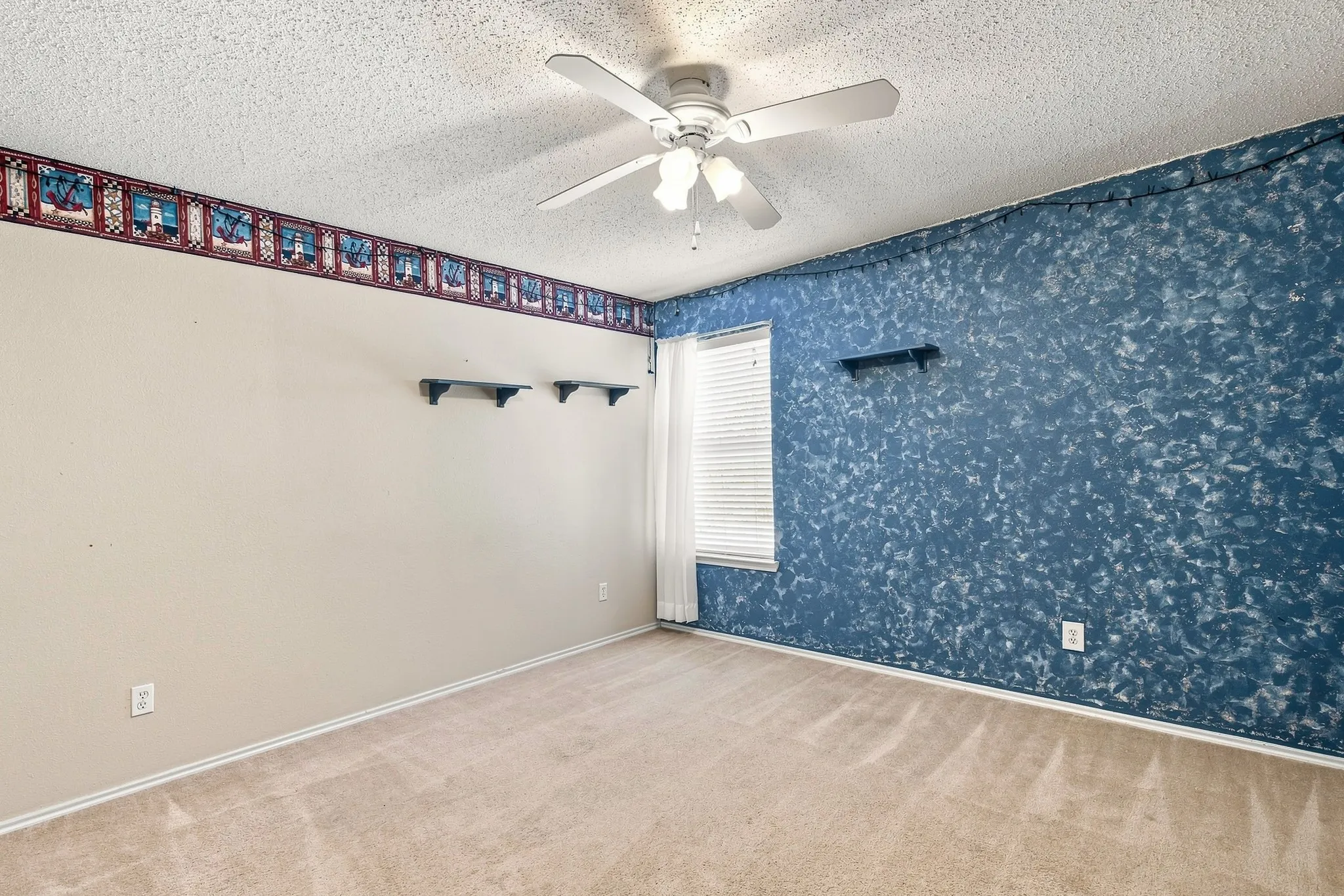 Single Family Residence For Sale in Tarrant County , 1300 Meadowbrook Lane, Crowley, Texas 76036, 3 Bedroom, 2 Bathroom, 2 Garage spaces, 1,532 Sqft, built in 2003, mls#21373782, Real Estate Agent in Crowley, Homes For Sale in Tarrant county, Homes For Sale in Crowley, Realtor in Crowley Texas, Real Estate Brokerage Independent Realty Texas, Luminita Cordes Realtor
