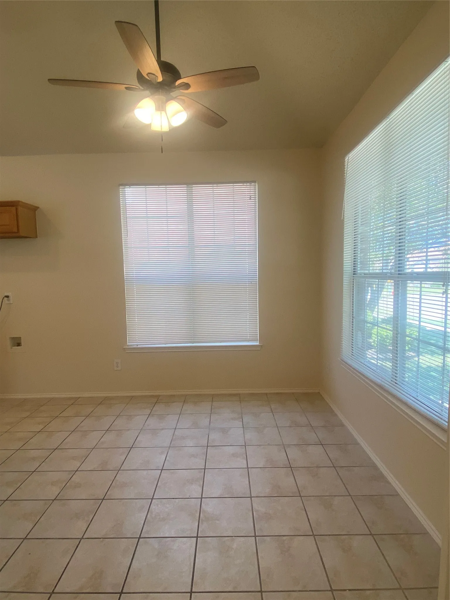 Single Family Residence For Rent in Collin County , 2917 Cheverny Drive, Mc Kinney, Texas 75070, 3 Bedroom, 2 Bathroom, 2 Garage spaces, 1,753 Sqft, built in 1994, mls#21377436, Real Estate Agent in Mc Kinney, Homes For Rent in Collin county, Homes For Rent in Mc Kinney, Realtor in Mc Kinney Texas, Real Estate Brokerage Independent Realty Texas, Luminita Cordes Realtor