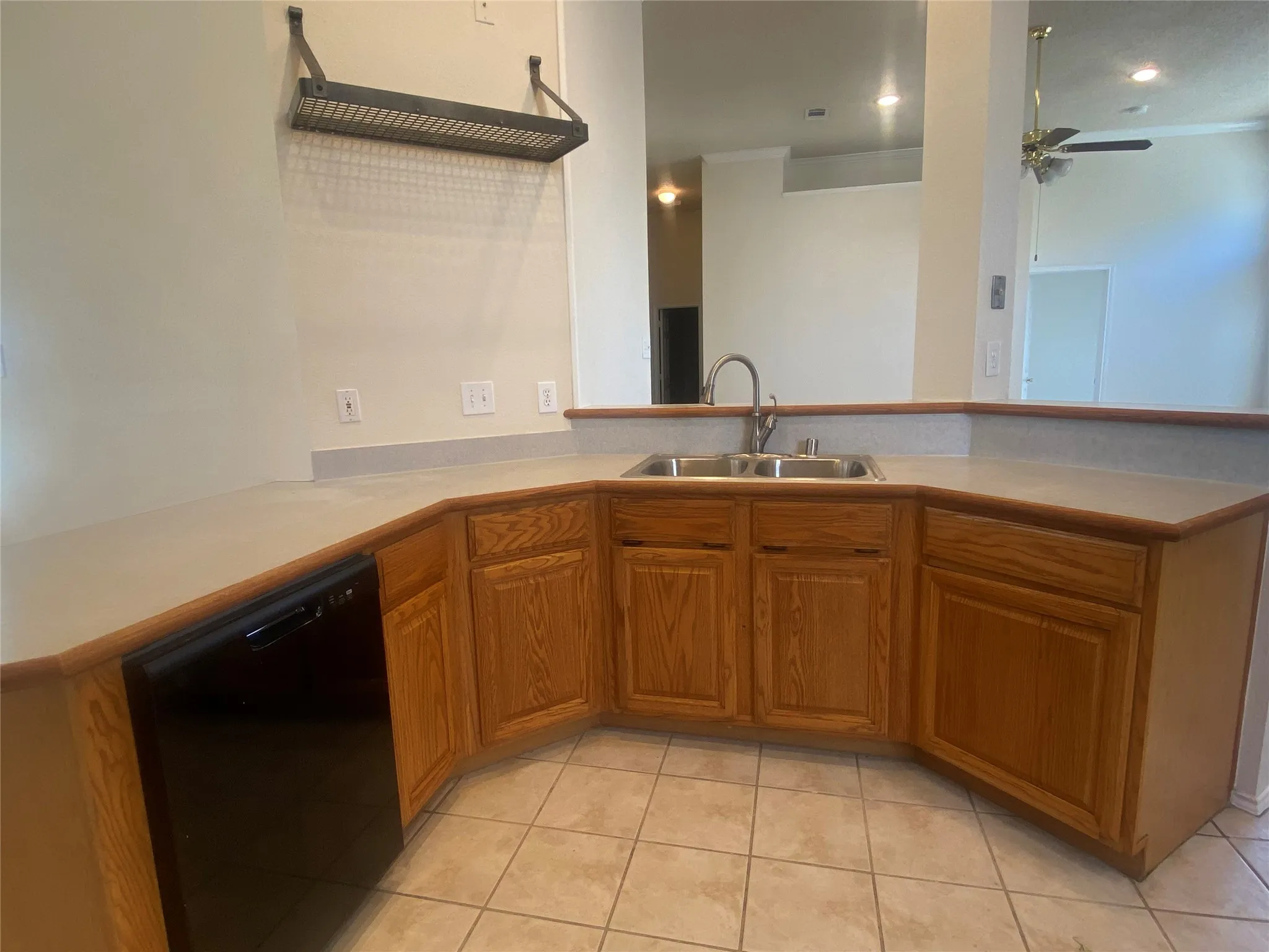 Single Family Residence For Rent in Collin County , 2917 Cheverny Drive, Mc Kinney, Texas 75070, 3 Bedroom, 2 Bathroom, 2 Garage spaces, 1,753 Sqft, built in 1994, mls#21377436, Real Estate Agent in Mc Kinney, Homes For Rent in Collin county, Homes For Rent in Mc Kinney, Realtor in Mc Kinney Texas, Real Estate Brokerage Independent Realty Texas, Luminita Cordes Realtor