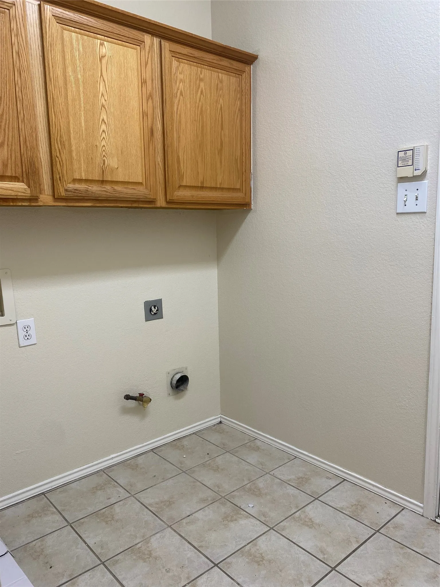 Single Family Residence For Rent in Collin County , 2917 Cheverny Drive, Mc Kinney, Texas 75070, 3 Bedroom, 2 Bathroom, 2 Garage spaces, 1,753 Sqft, built in 1994, mls#21377436, Real Estate Agent in Mc Kinney, Homes For Rent in Collin county, Homes For Rent in Mc Kinney, Realtor in Mc Kinney Texas, Real Estate Brokerage Independent Realty Texas, Luminita Cordes Realtor