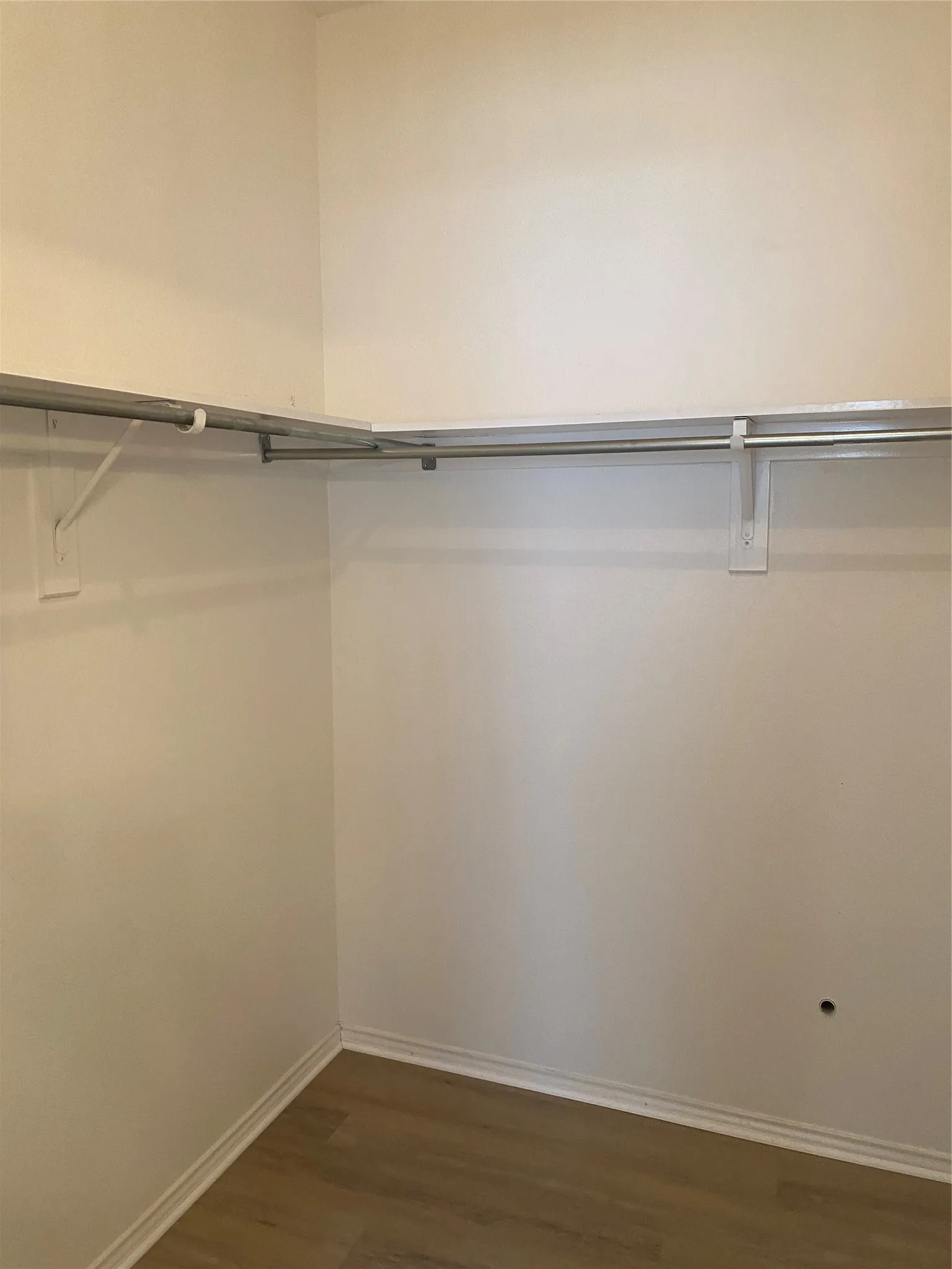 Single Family Residence For Rent in Collin County , 2917 Cheverny Drive, Mc Kinney, Texas 75070, 3 Bedroom, 2 Bathroom, 2 Garage spaces, 1,753 Sqft, built in 1994, mls#21377436, Real Estate Agent in Mc Kinney, Homes For Rent in Collin county, Homes For Rent in Mc Kinney, Realtor in Mc Kinney Texas, Real Estate Brokerage Independent Realty Texas, Luminita Cordes Realtor