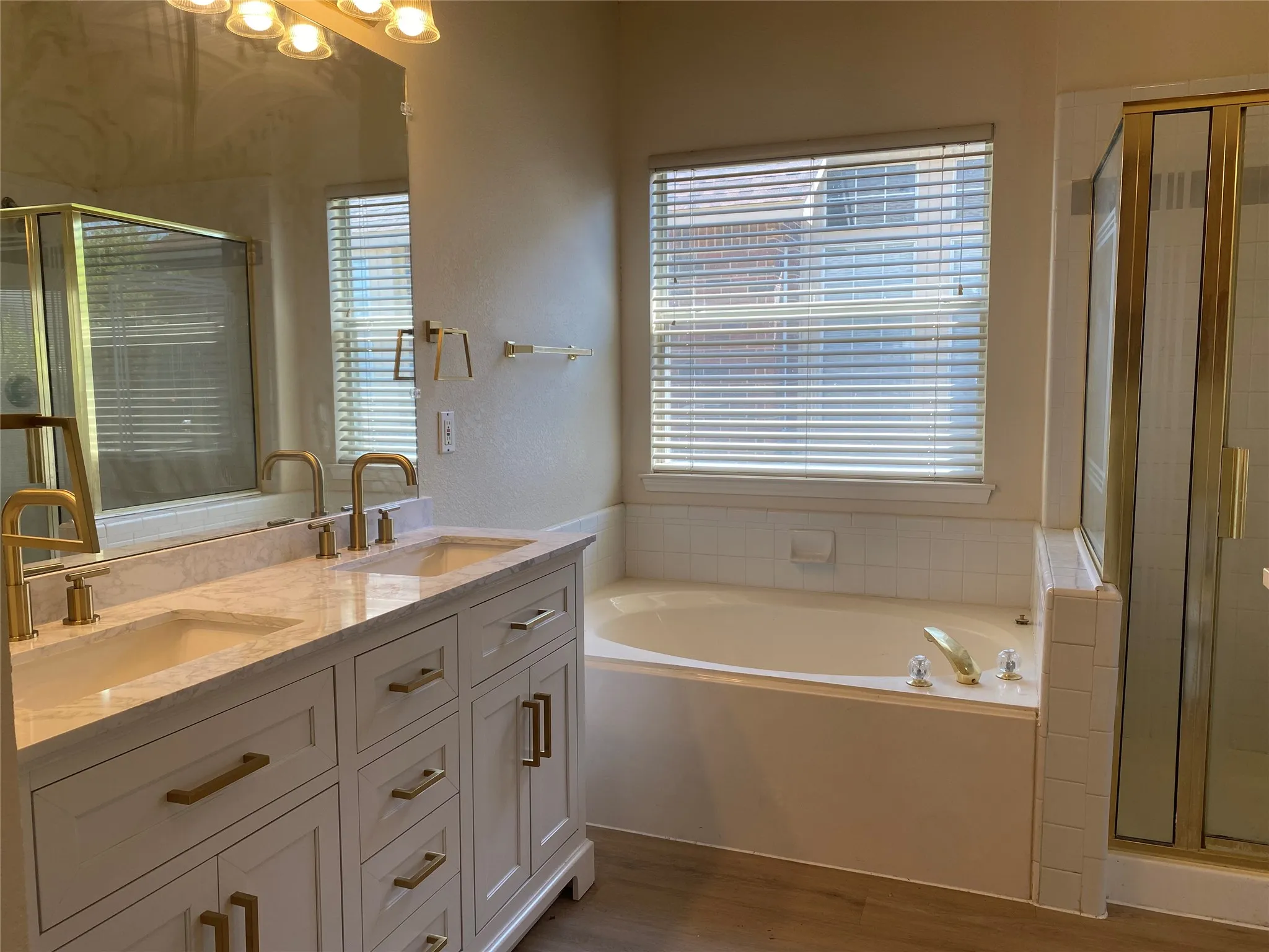 Single Family Residence For Rent in Collin County , 2917 Cheverny Drive, Mc Kinney, Texas 75070, 3 Bedroom, 2 Bathroom, 2 Garage spaces, 1,753 Sqft, built in 1994, mls#21377436, Real Estate Agent in Mc Kinney, Homes For Rent in Collin county, Homes For Rent in Mc Kinney, Realtor in Mc Kinney Texas, Real Estate Brokerage Independent Realty Texas, Luminita Cordes Realtor