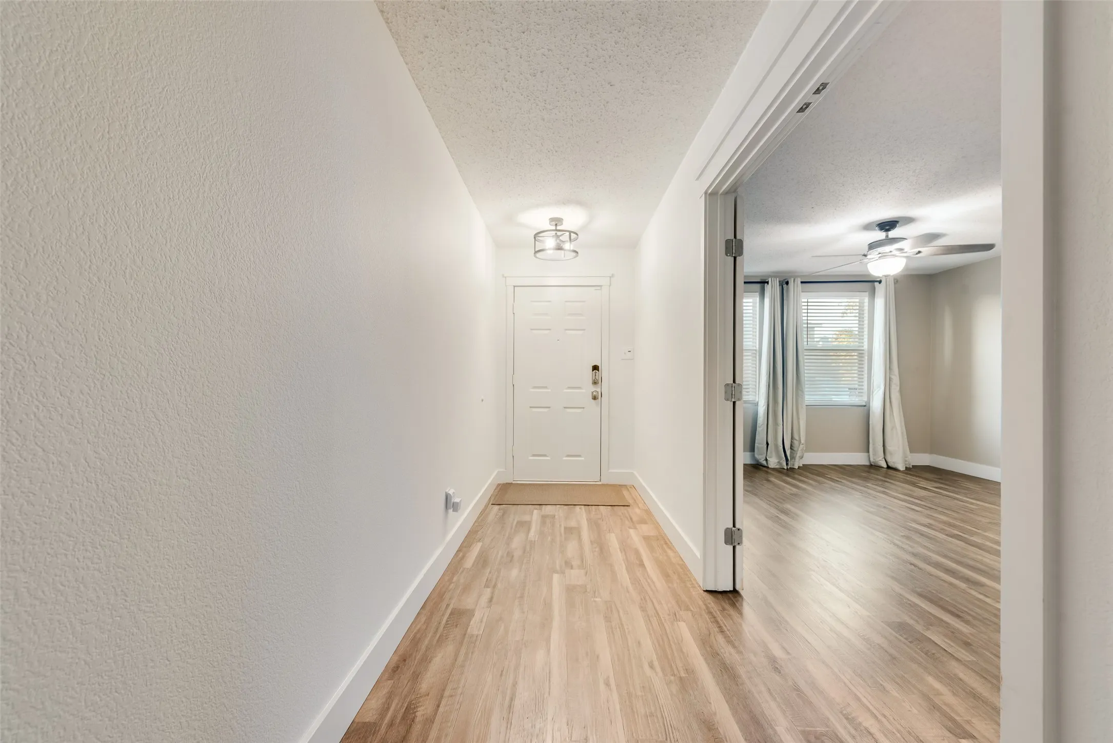 Single Family Residence For Sale in Denton County , 1620 Rialto Way, Fort Worth, Texas 76247, 5 Bedroom, 3 Bathroom, 2 Garage spaces, 3,574 Sqft, built in 2005, mls#21377101, Real Estate Agent in Fort Worth, Homes For Sale in Denton county, Homes For Sale in Fort Worth, Realtor in Fort Worth Texas, Real Estate Brokerage Independent Realty Texas, Luminita Cordes Realtor