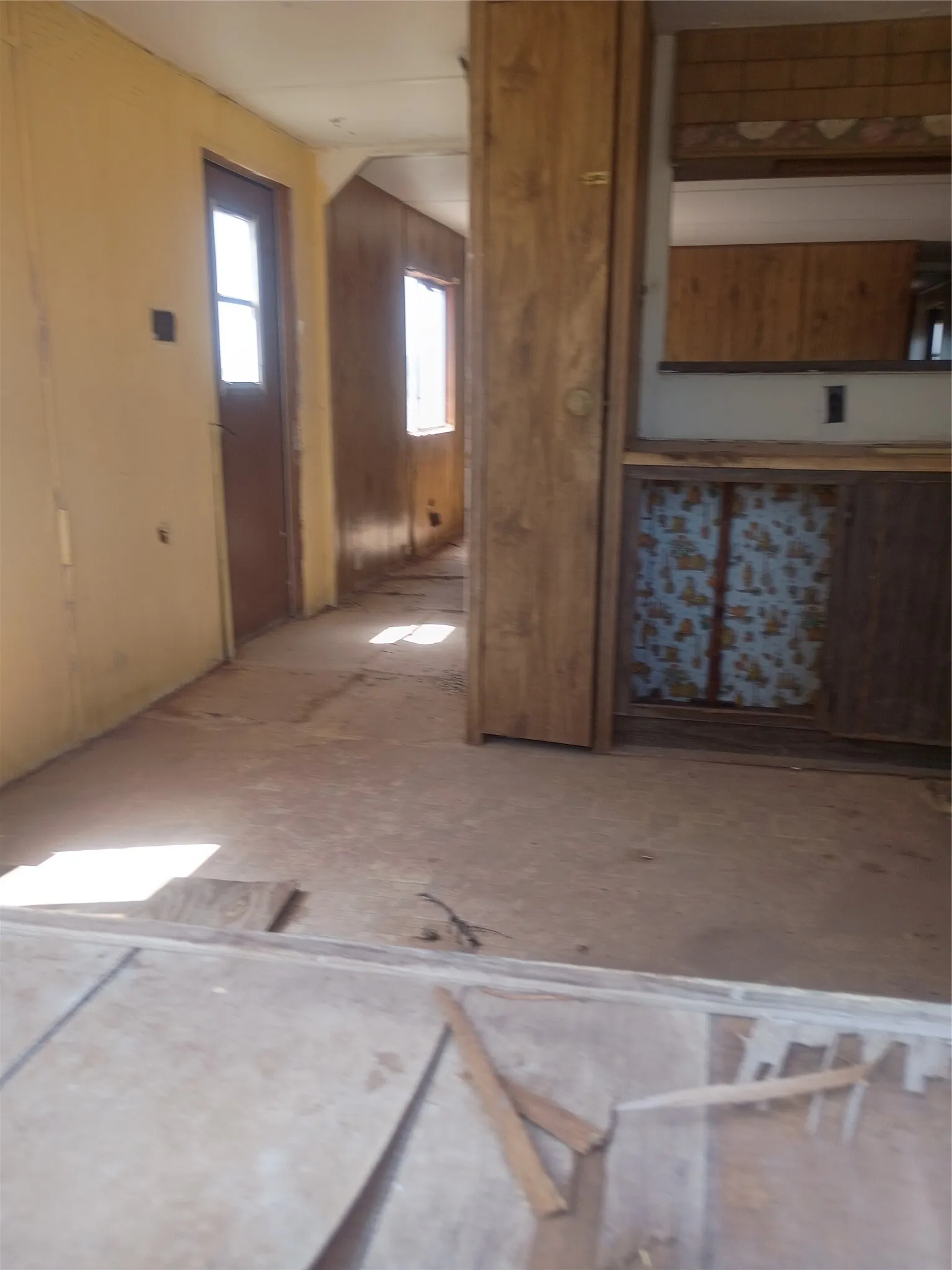 Mobile Home For Sale in Jones County , 516 NE Ave G, Hamlin, Texas 79520, 2 Bedroom, 1 Bathroom, Garage spaces, 1,127 Sqft, built in 1980, mls#21377149, Real Estate Agent in Hamlin, Homes For Sale in Jones county, Homes For Sale in Hamlin, Realtor in Hamlin Texas, Real Estate Brokerage Independent Realty Texas, Luminita Cordes Realtor