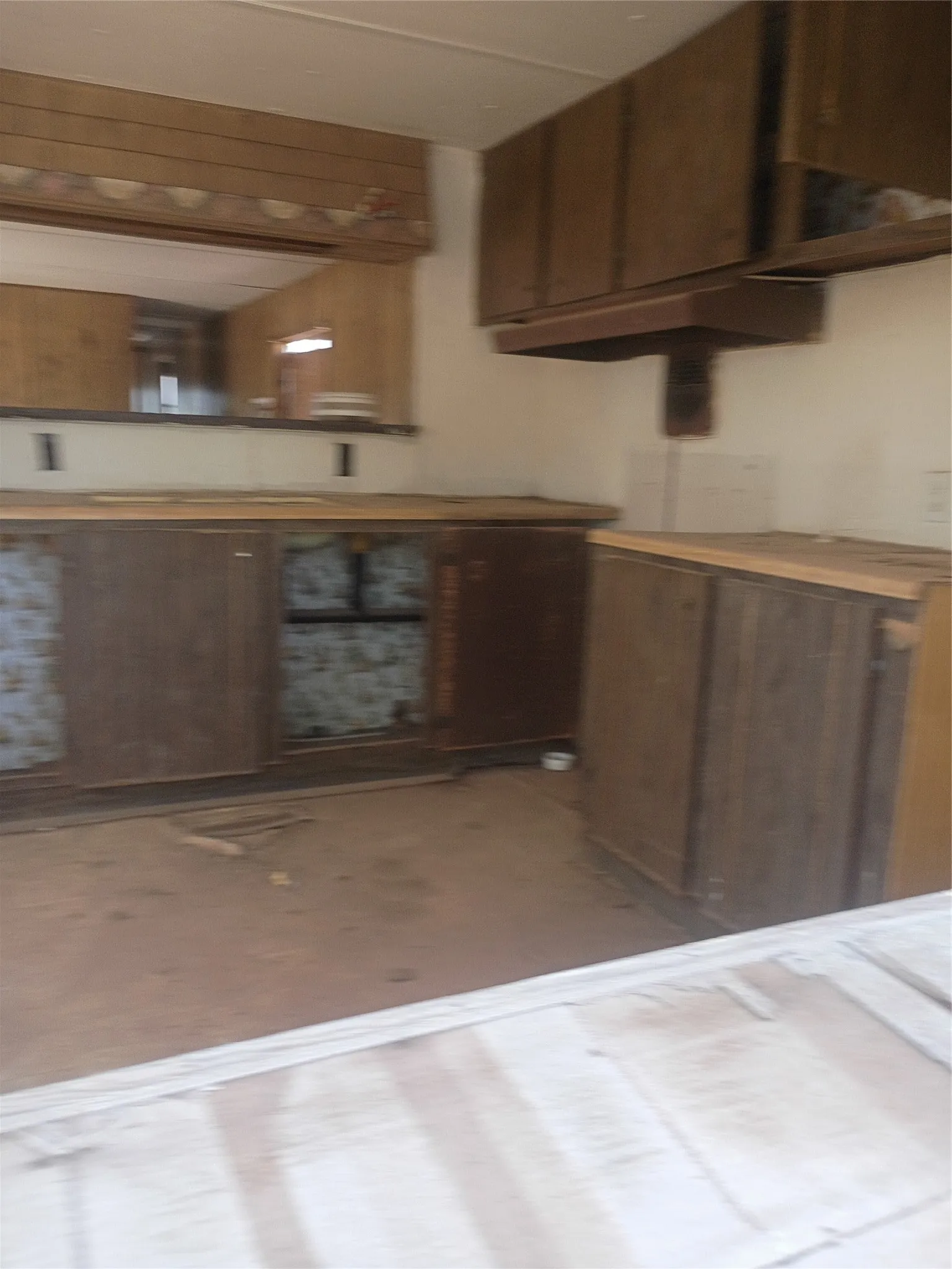 Mobile Home For Sale in Jones County , 516 NE Ave G, Hamlin, Texas 79520, 2 Bedroom, 1 Bathroom, Garage spaces, 1,127 Sqft, built in 1980, mls#21377149, Real Estate Agent in Hamlin, Homes For Sale in Jones county, Homes For Sale in Hamlin, Realtor in Hamlin Texas, Real Estate Brokerage Independent Realty Texas, Luminita Cordes Realtor