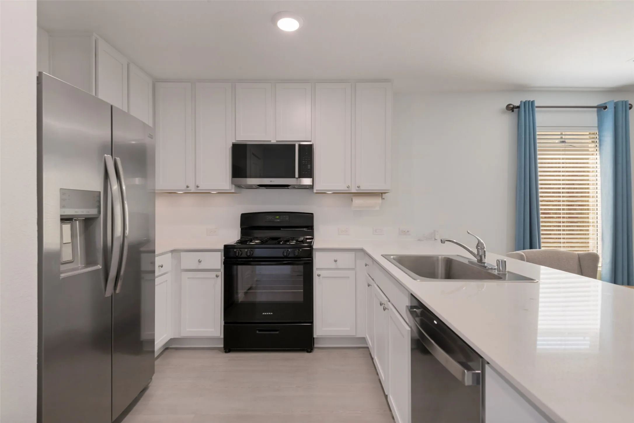 Single Family Residence For Sale in Kaufman County , 1352 Wedgeleaf Lane, Forney, Texas 75126, 3 Bedroom, 2 Bathroom, 2 Garage spaces, 1,440 Sqft, built in 2025, mls#21375022, Real Estate Agent in Forney, Homes For Sale in Kaufman county, Homes For Sale in Forney, Realtor in Forney Texas, Real Estate Brokerage Independent Realty Texas, Luminita Cordes Realtor