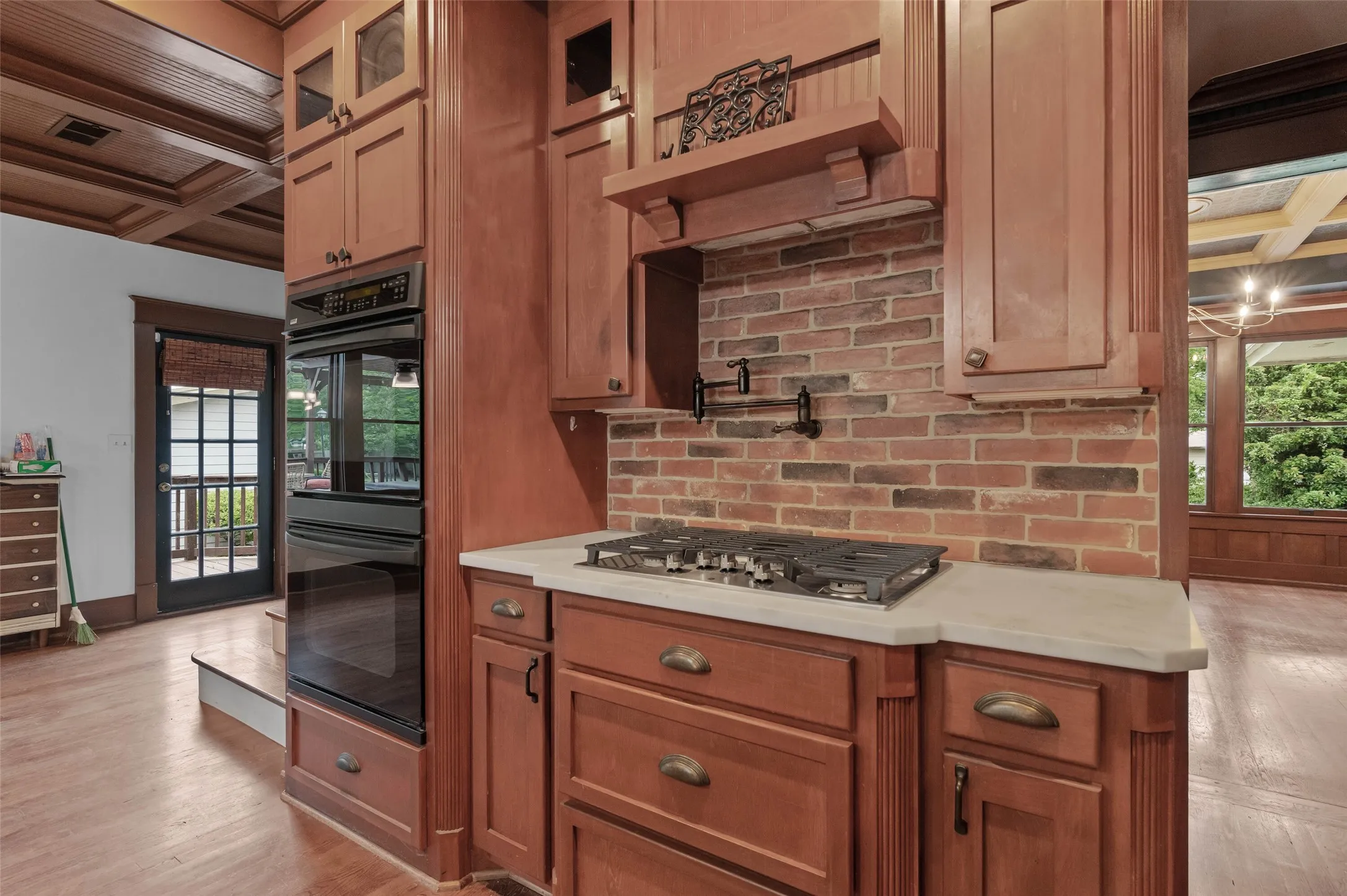 Single Family Residence For Rent in Collin County , 706 S Main Street, Farmersville, Texas 75442, 4 Bedroom, 4 Bathroom, Garage spaces, 4,159 Sqft, built in 1914, mls#21377446, Real Estate Agent in Farmersville, Homes For Rent in Collin county, Homes For Rent in Farmersville, Realtor in Farmersville Texas, Real Estate Brokerage Independent Realty Texas, Luminita Cordes Realtor