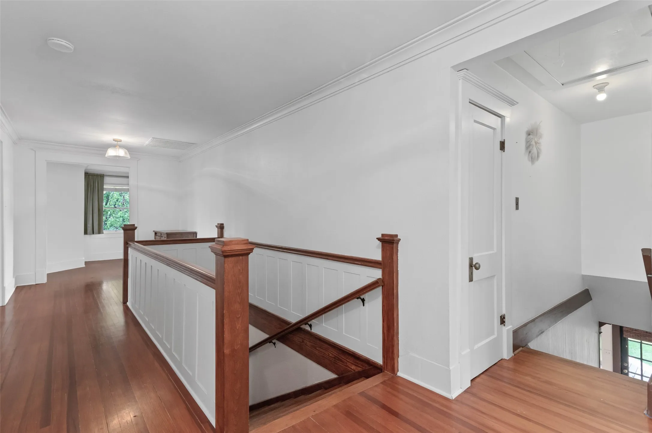 Single Family Residence For Rent in Collin County , 706 S Main Street, Farmersville, Texas 75442, 4 Bedroom, 4 Bathroom, Garage spaces, 4,159 Sqft, built in 1914, mls#21377446, Real Estate Agent in Farmersville, Homes For Rent in Collin county, Homes For Rent in Farmersville, Realtor in Farmersville Texas, Real Estate Brokerage Independent Realty Texas, Luminita Cordes Realtor