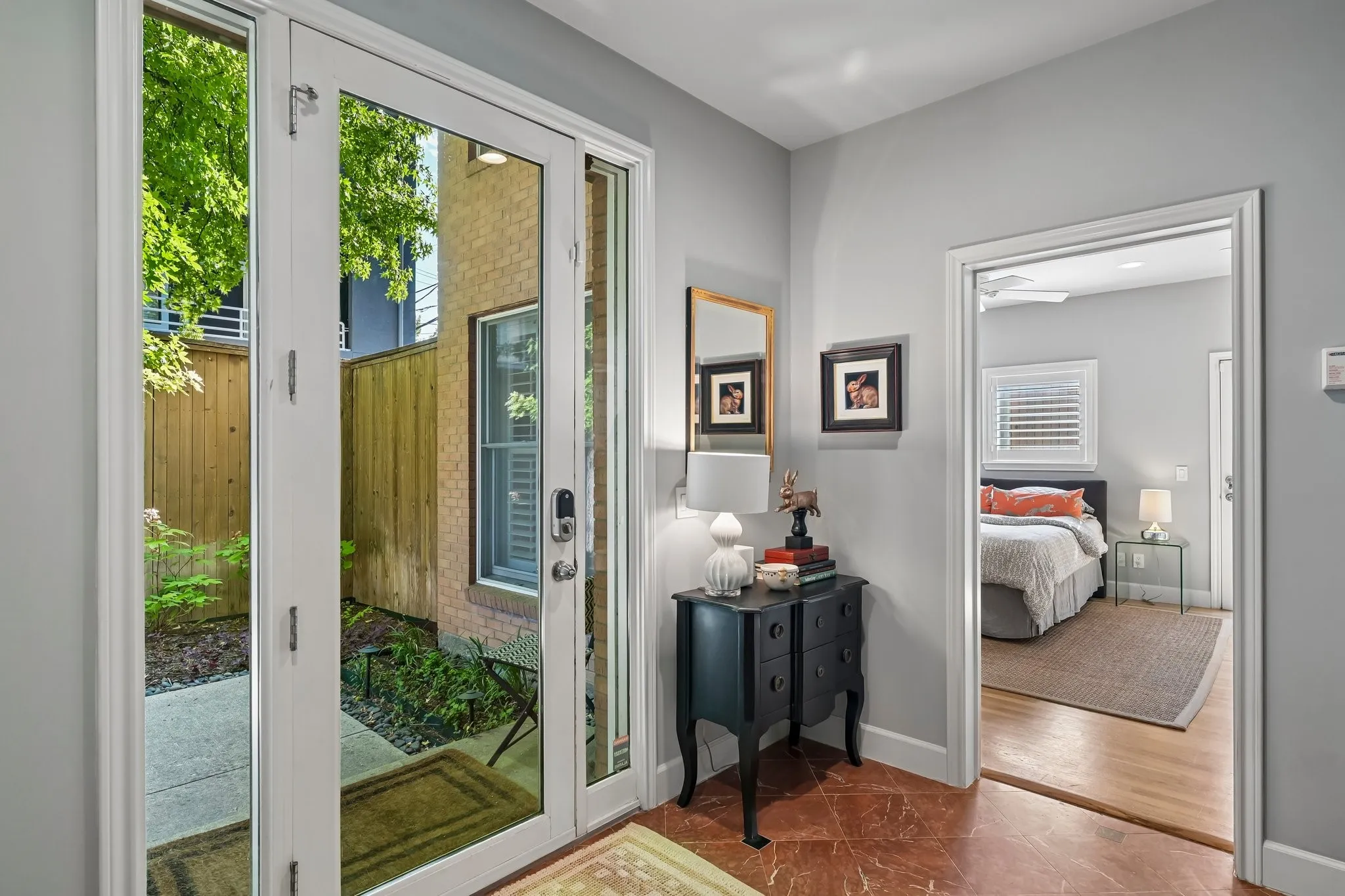Condominium For Sale in Dallas County , 4310 Buena Vista Street 17, Dallas, Texas 75205, 3 Bedroom, 4 Bathroom, 2 Garage spaces, 2,481 Sqft, built in 2000, mls#21369330, Real Estate Agent in Dallas, Homes For Sale in Dallas county, Homes For Sale in Dallas, Realtor in Dallas Texas, Real Estate Brokerage Independent Realty Texas, Luminita Cordes Realtor