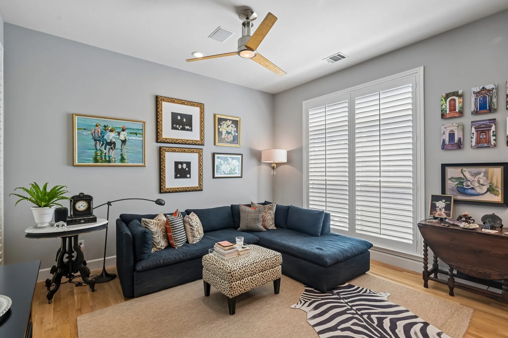 Condominium For Sale in Dallas County , 4310 Buena Vista Street 17, Dallas, Texas 75205, 3 Bedroom, 4 Bathroom, 2 Garage spaces, 2,481 Sqft, built in 2000, mls#21369330, Real Estate Agent in Dallas, Homes For Sale in Dallas county, Homes For Sale in Dallas, Realtor in Dallas Texas, Real Estate Brokerage Independent Realty Texas, Luminita Cordes Realtor