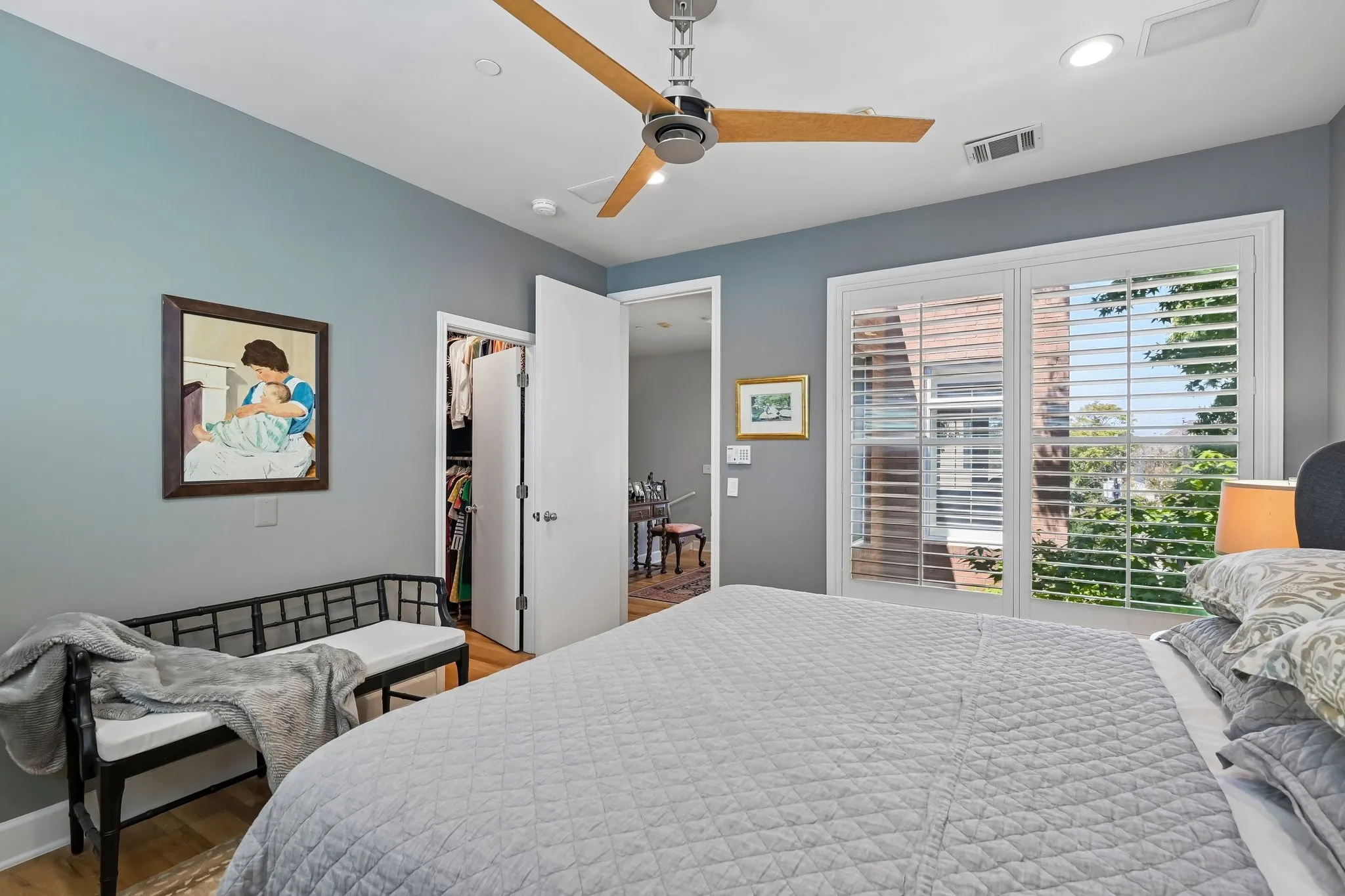Condominium For Sale in Dallas County , 4310 Buena Vista Street 17, Dallas, Texas 75205, 3 Bedroom, 4 Bathroom, 2 Garage spaces, 2,481 Sqft, built in 2000, mls#21369330, Real Estate Agent in Dallas, Homes For Sale in Dallas county, Homes For Sale in Dallas, Realtor in Dallas Texas, Real Estate Brokerage Independent Realty Texas, Luminita Cordes Realtor