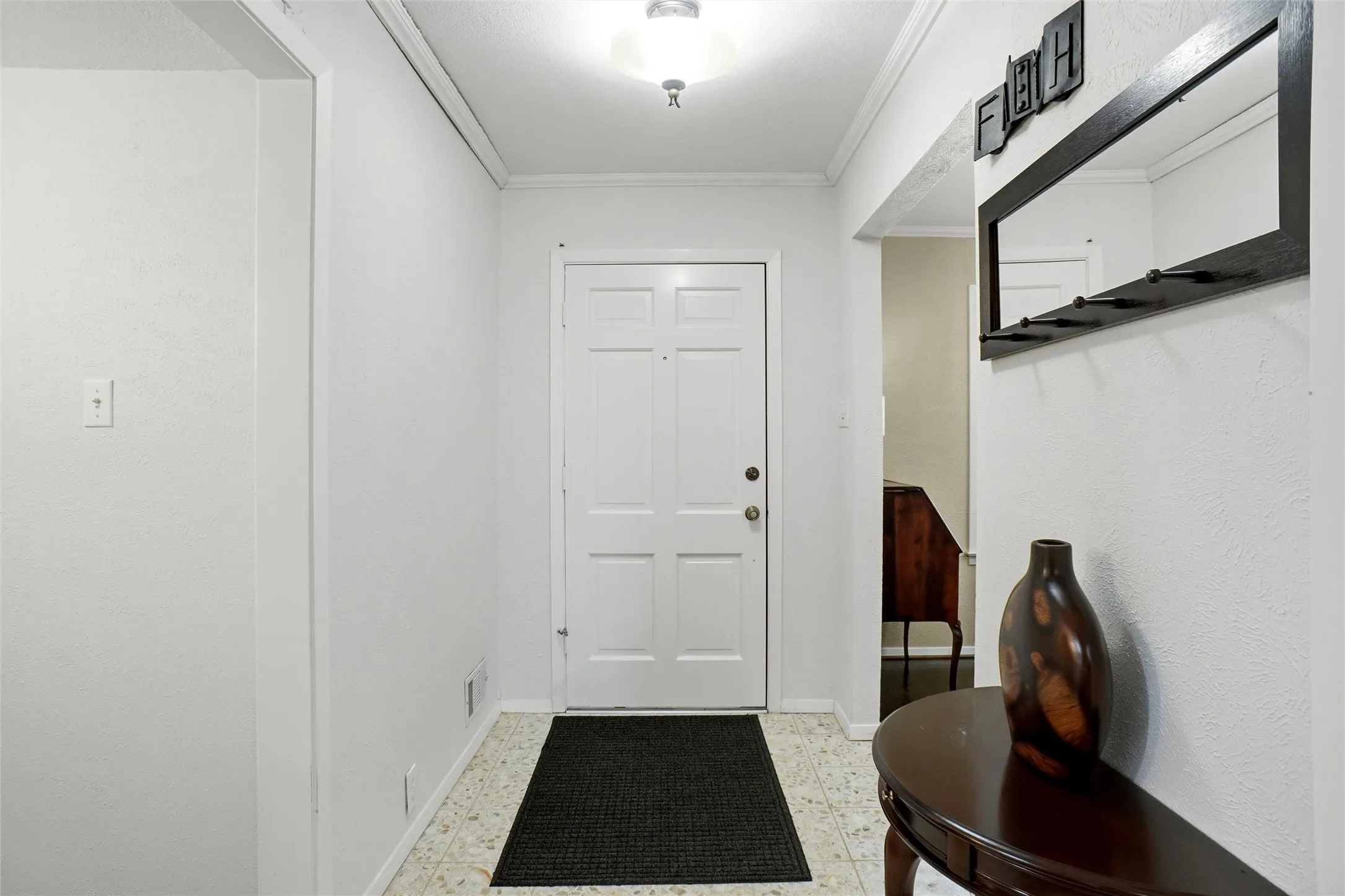 Single Family Residence For Sale in Dallas County , 116 N Paschall Road, Sunnyvale, Texas 75182, 3 Bedroom, 2 Bathroom, 2 Garage spaces, 2,627 Sqft, built in 1968, mls#21368308, Real Estate Agent in Sunnyvale, Homes For Sale in Dallas county, Homes For Sale in Sunnyvale, Realtor in Sunnyvale Texas, Real Estate Brokerage Independent Realty Texas, Luminita Cordes Realtor
