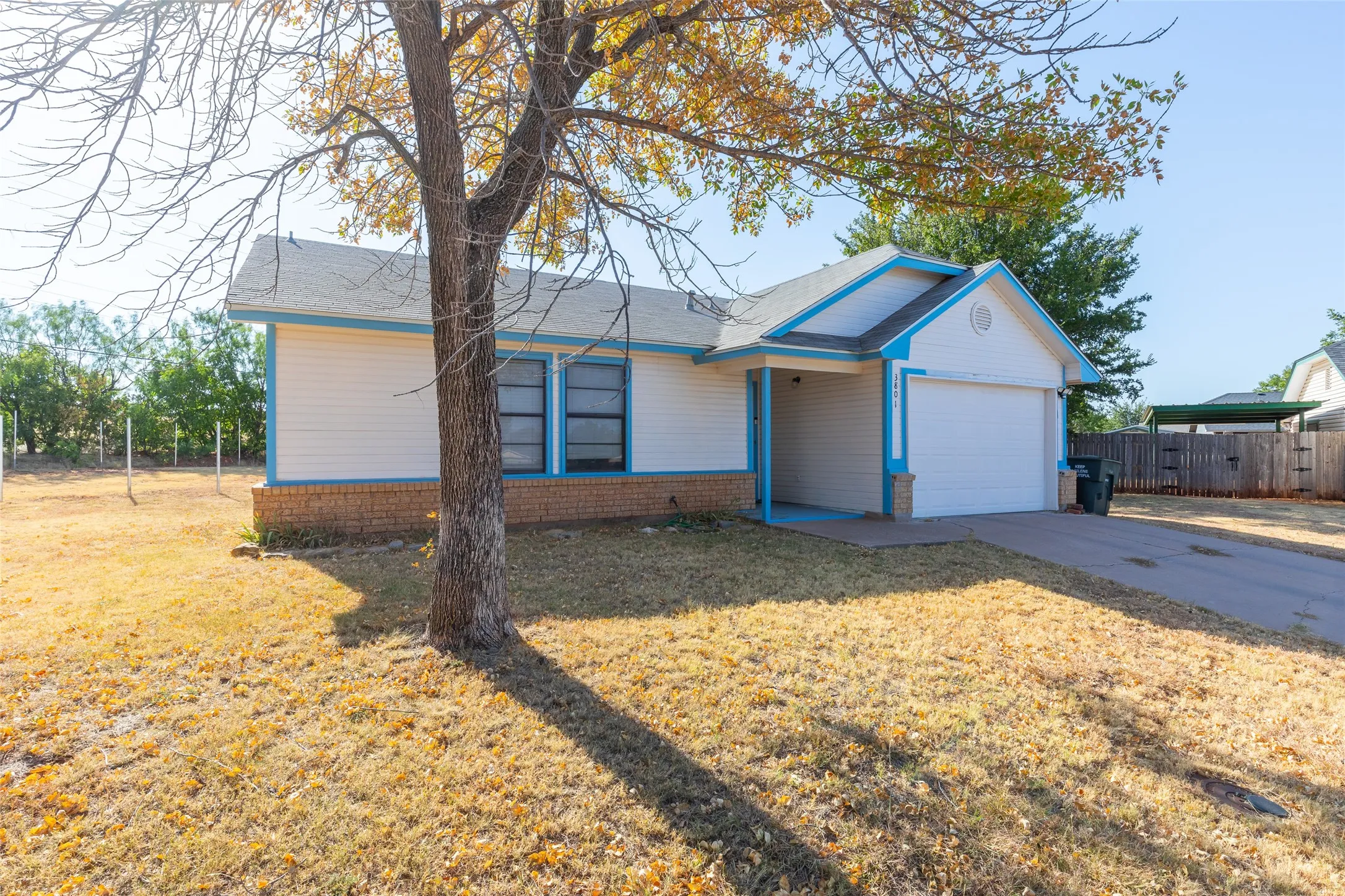 Single Family Residence For Sale in Taylor County , 3801 Kellye Court, Abilene, Texas 79606, 3 Bedroom, 2 Bathroom, 1 Garage spaces, 1,075 Sqft, built in 1983, mls#21377098, Real Estate Agent in Abilene, Homes For Sale in Taylor county, Homes For Sale in Abilene, Realtor in Abilene Texas, Real Estate Brokerage Independent Realty Texas, Luminita Cordes Realtor