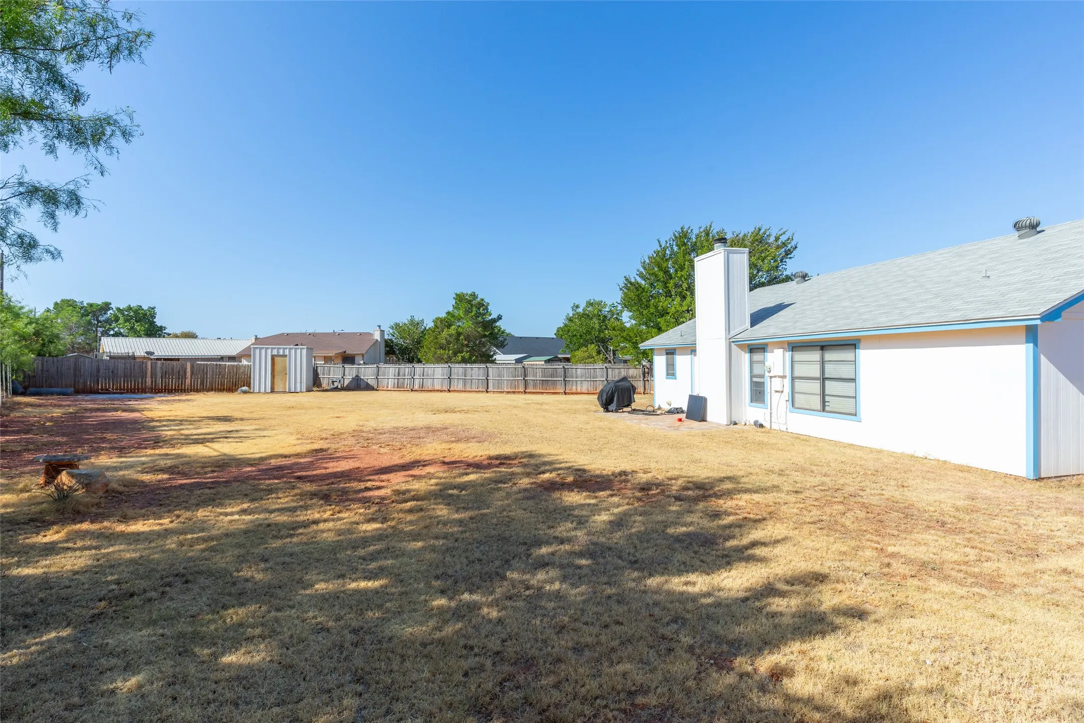 Single Family Residence For Sale in Taylor County , 3801 Kellye Court, Abilene, Texas 79606, 3 Bedroom, 2 Bathroom, 1 Garage spaces, 1,075 Sqft, built in 1983, mls#21377098, Real Estate Agent in Abilene, Homes For Sale in Taylor county, Homes For Sale in Abilene, Realtor in Abilene Texas, Real Estate Brokerage Independent Realty Texas, Luminita Cordes Realtor