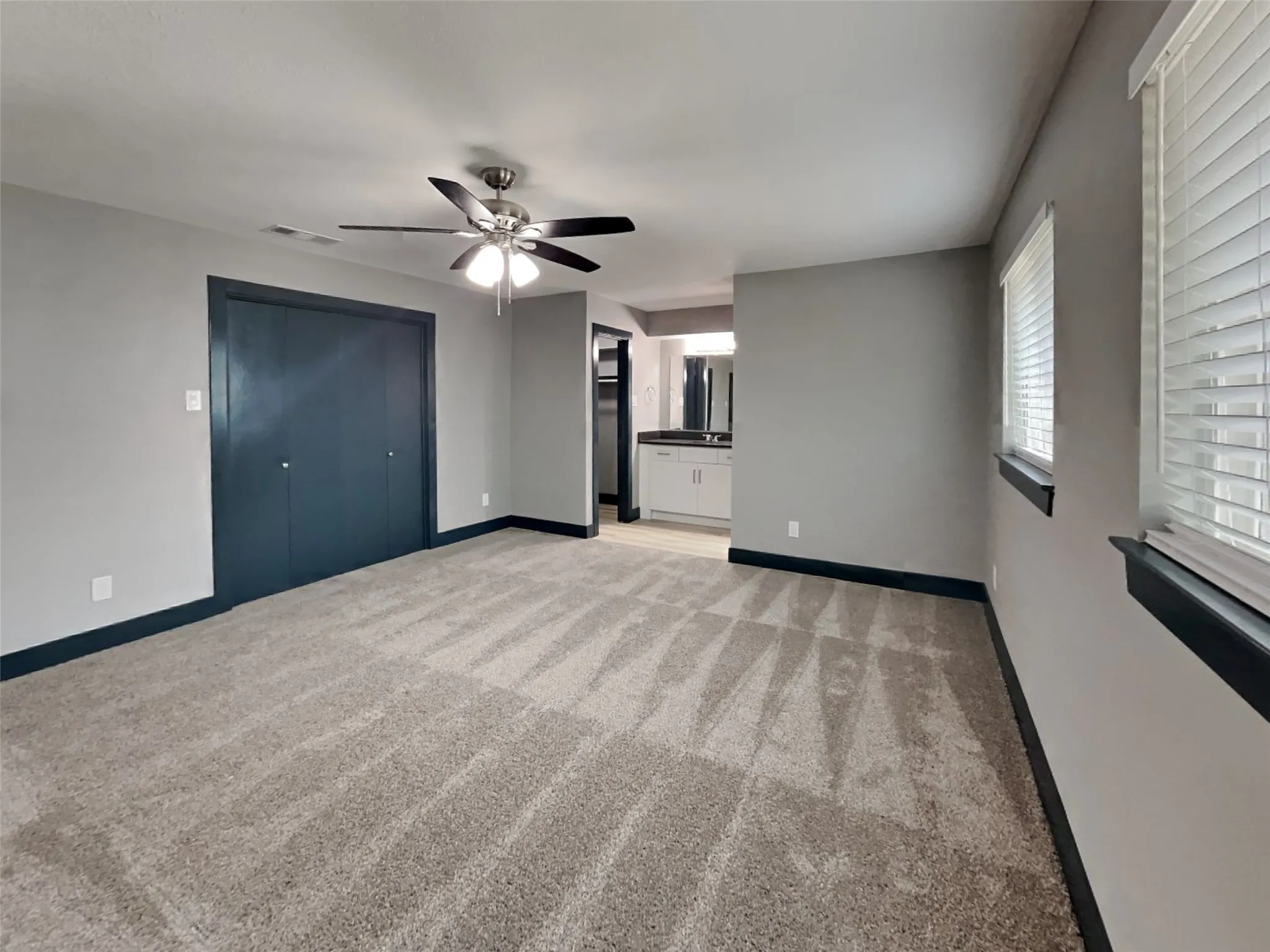 Single Family Residence For Sale in Dallas County , 822 Cambridge Place, Grand Prairie, Texas 75051, 3 Bedroom, 2 Bathroom, 2 Garage spaces, 1,820 Sqft, built in 1969, mls#21377191, Real Estate Agent in Grand Prairie, Homes For Sale in Dallas county, Homes For Sale in Grand Prairie, Realtor in Grand Prairie Texas, Real Estate Brokerage Independent Realty Texas, Luminita Cordes Realtor