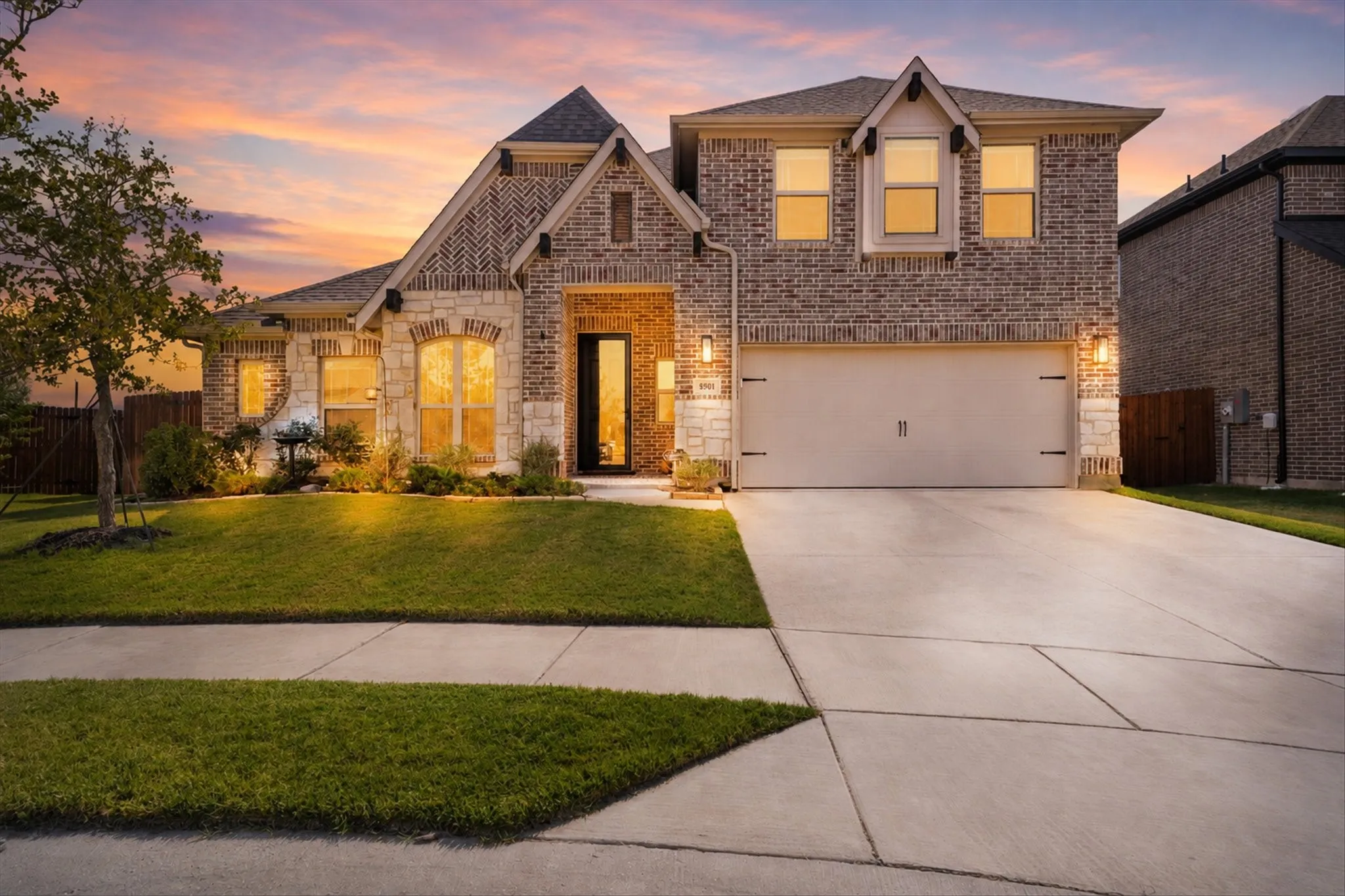 Single Family Residence For Sale in Denton County , 8901 Caymen Street, Denton, Texas 76226, 4 Bedroom, 3 Bathroom, 2 Garage spaces, 3,079 Sqft, built in 2024, mls#21377131, Real Estate Agent in Denton, Homes For Sale in Denton county, Homes For Sale in Denton, Realtor in Denton Texas, Real Estate Brokerage Independent Realty Texas, Luminita Cordes Realtor