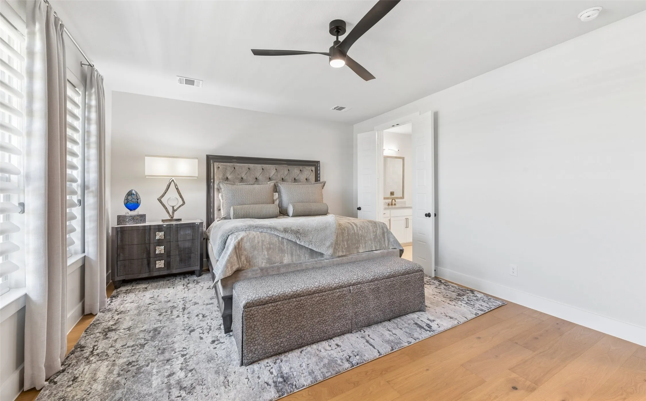 Single Family Residence For Sale in Denton County , 13603 Dalewood Mews, Frisco, Texas 75033, 3 Bedroom, 3 Bathroom, 2 Garage spaces, 2,442 Sqft, built in 2024, mls#21375490, Real Estate Agent in Frisco, Homes For Sale in Denton county, Homes For Sale in Frisco, Realtor in Frisco Texas, Real Estate Brokerage Independent Realty Texas, Luminita Cordes Realtor