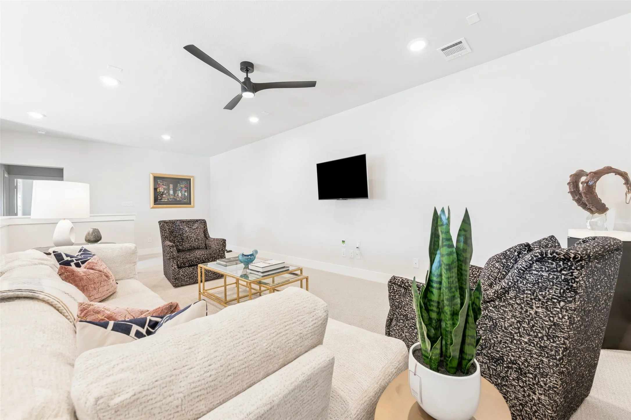 Single Family Residence For Sale in Denton County , 13603 Dalewood Mews, Frisco, Texas 75033, 3 Bedroom, 3 Bathroom, 2 Garage spaces, 2,442 Sqft, built in 2024, mls#21375490, Real Estate Agent in Frisco, Homes For Sale in Denton county, Homes For Sale in Frisco, Realtor in Frisco Texas, Real Estate Brokerage Independent Realty Texas, Luminita Cordes Realtor