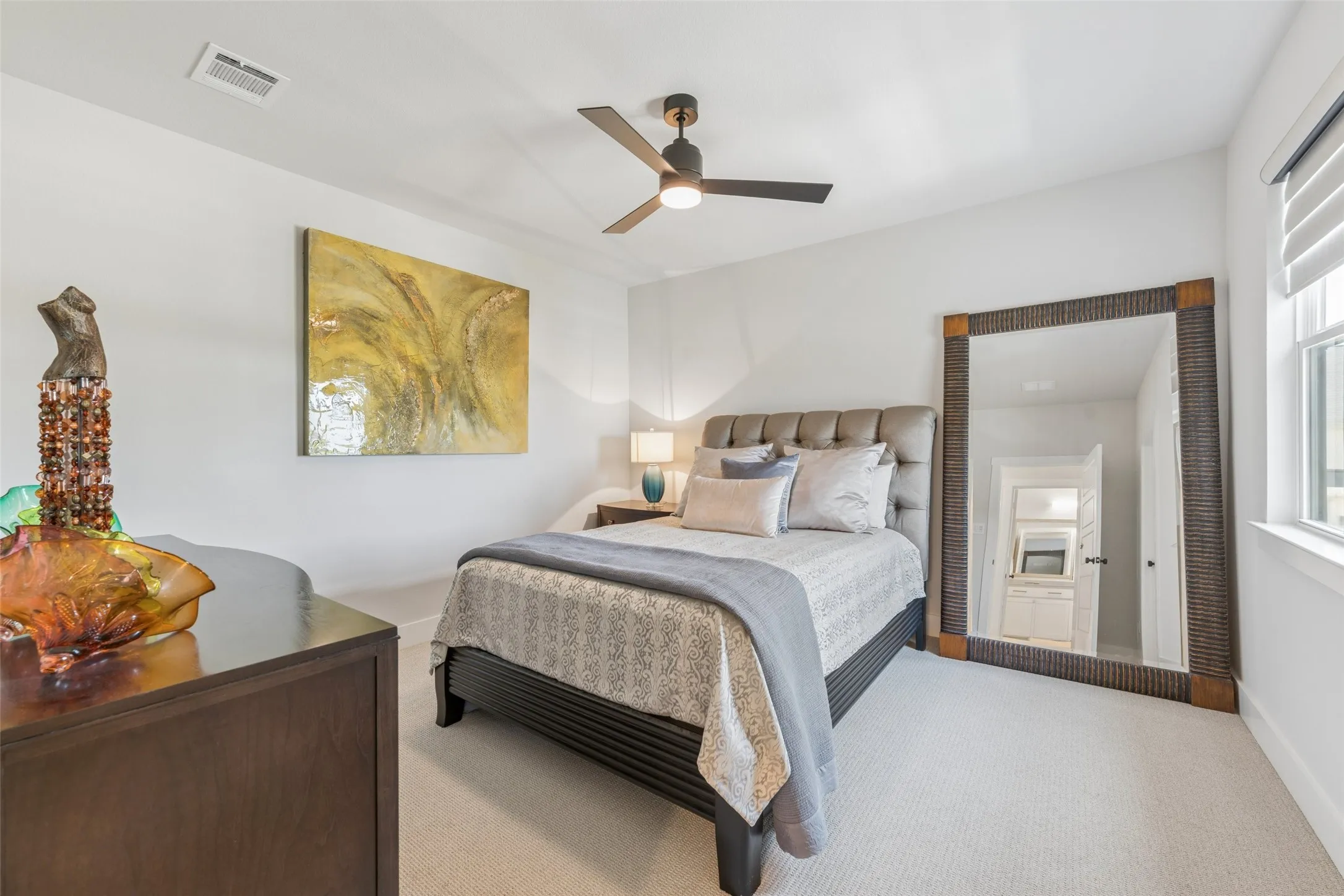 Single Family Residence For Sale in Denton County , 13603 Dalewood Mews, Frisco, Texas 75033, 3 Bedroom, 3 Bathroom, 2 Garage spaces, 2,442 Sqft, built in 2024, mls#21375490, Real Estate Agent in Frisco, Homes For Sale in Denton county, Homes For Sale in Frisco, Realtor in Frisco Texas, Real Estate Brokerage Independent Realty Texas, Luminita Cordes Realtor
