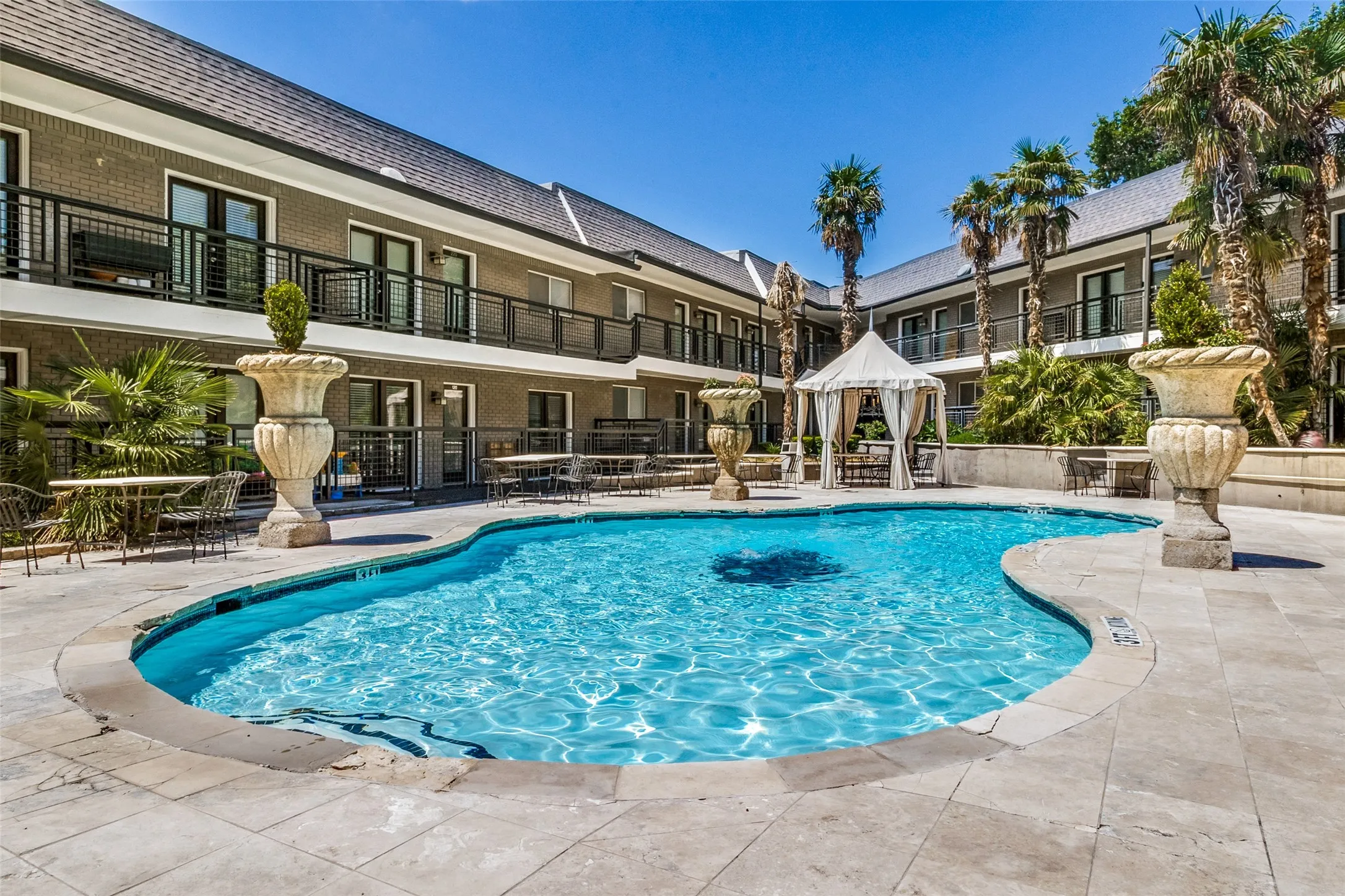 Condominium For Rent in Dallas County , 7730 Meadow Park Drive 119, Dallas, Texas 75230, 3 Bedroom, 2 Bathroom, Garage spaces, 1,360 Sqft, built in 1964, mls#21377406, Real Estate Agent in Dallas, Homes For Rent in Dallas county, Homes For Rent in Dallas, Realtor in Dallas Texas, Real Estate Brokerage Independent Realty Texas, Luminita Cordes Realtor
