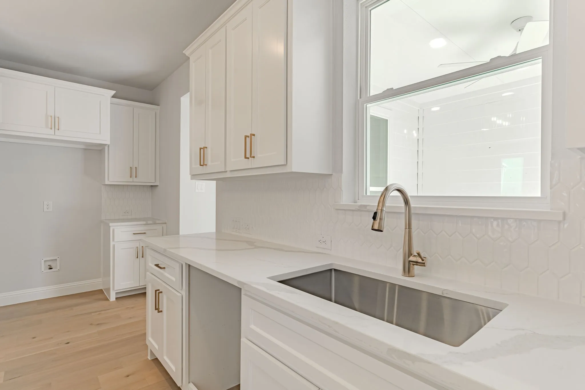 Townhouse For Sale in Tarrant County , 244 Sunset Drive, Fort Worth, Texas 76114, 3 Bedroom, 3 Bathroom, 2 Garage spaces, 1,940 Sqft, built in 2027, mls#21377471, Real Estate Agent in Fort Worth, Homes For Sale in Tarrant county, Homes For Sale in Fort Worth, Realtor in Fort Worth Texas, Real Estate Brokerage Independent Realty Texas, Luminita Cordes Realtor